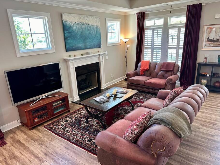 Live Oak Cottage, Your Private Beaufort Oasis