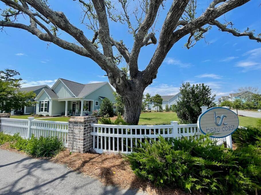 Live Oak Cottage, Your Private Beaufort Oasis