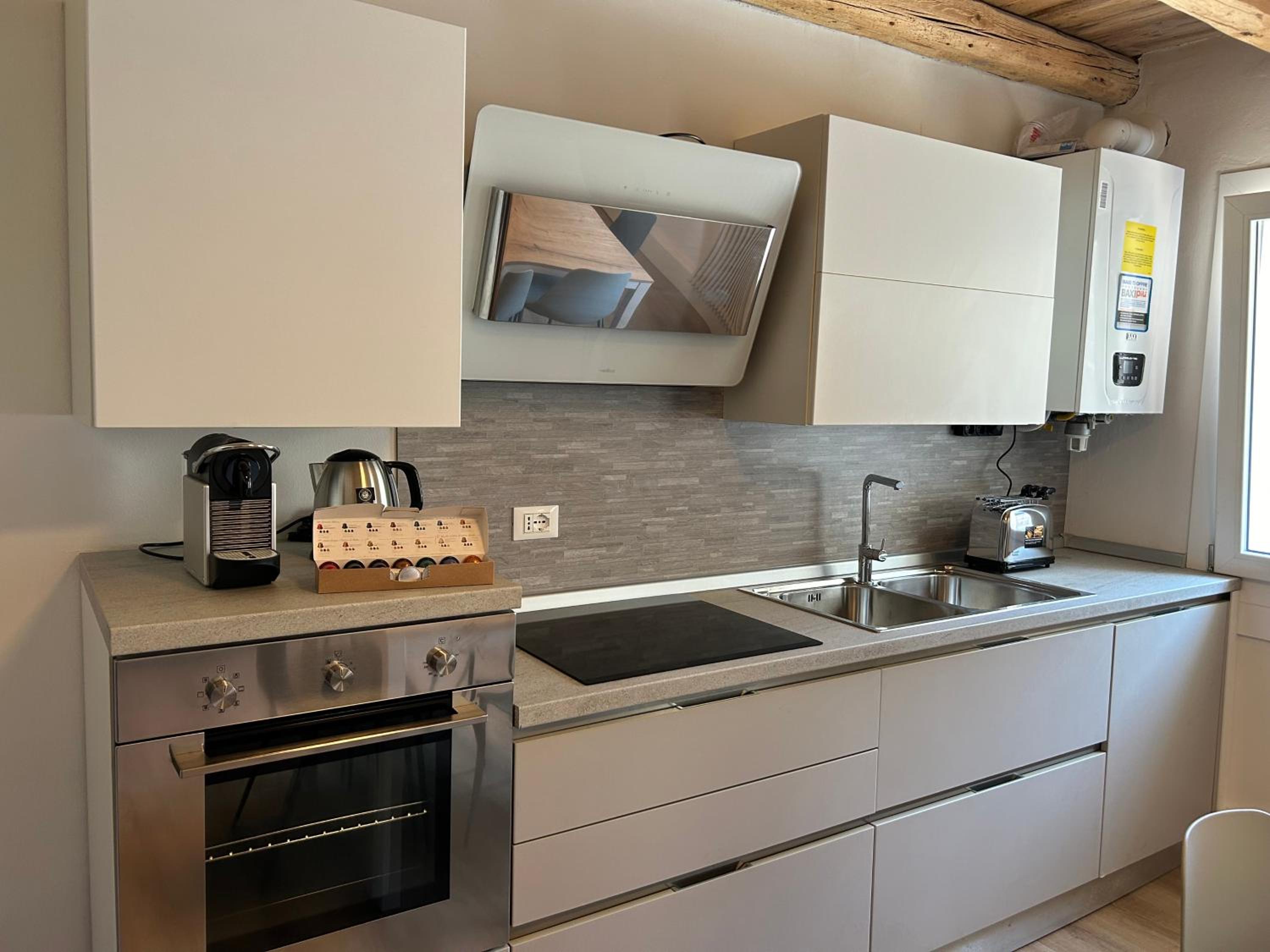 Larocca Tourist Home 4 Valbrenta