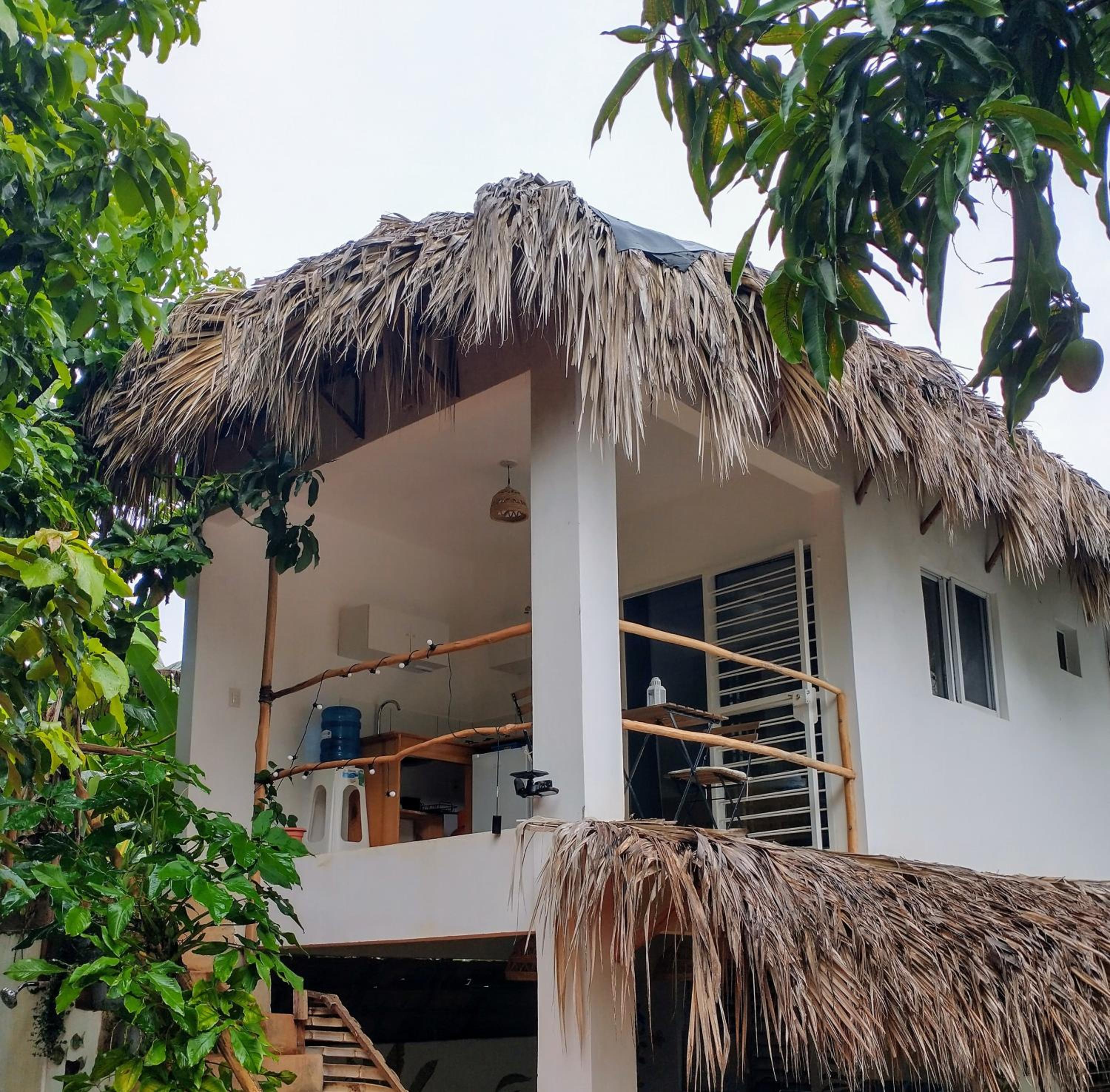 Hotel Quédate Aquí - Image 1