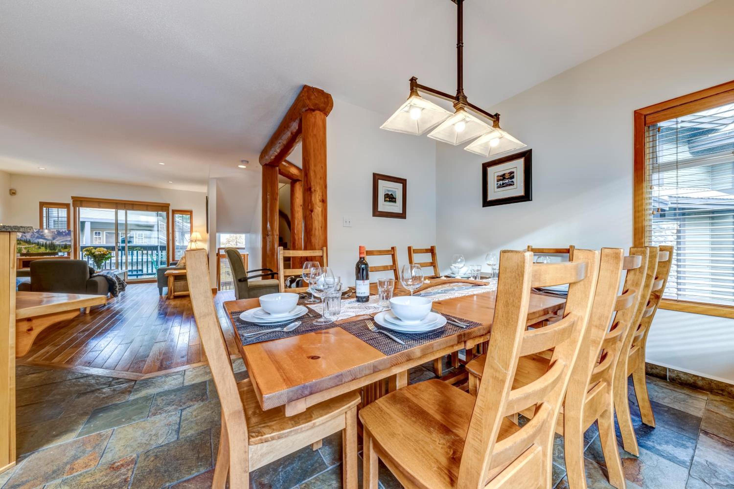 Snowy Creek 30 - Ski In Ski Out, Private Hot Tub, Short Walk to Whistler Village