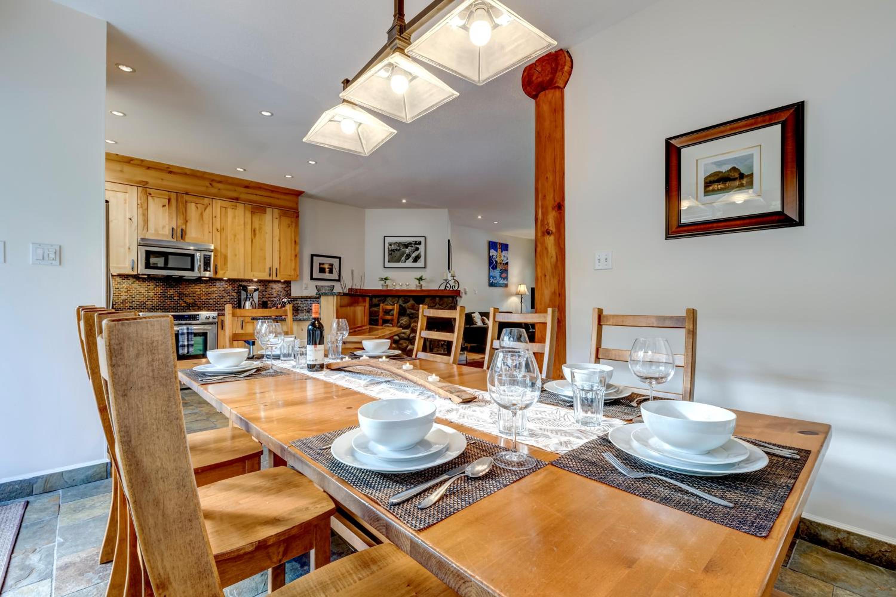 Snowy Creek 30 - Ski In Ski Out, Private Hot Tub, Short Walk to Whistler Village
