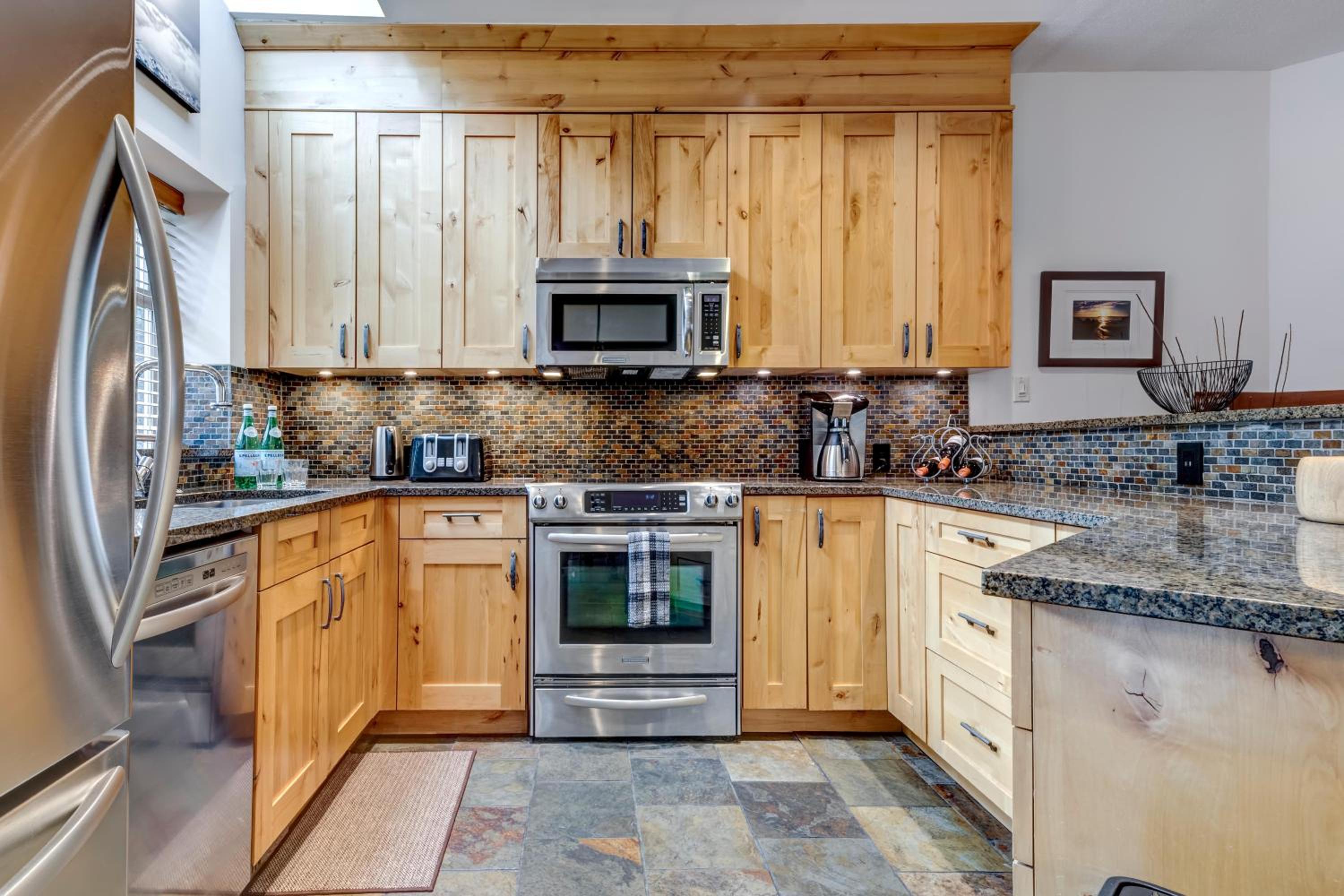 Snowy Creek 30 - Ski In Ski Out, Private Hot Tub, Short Walk to Whistler Village