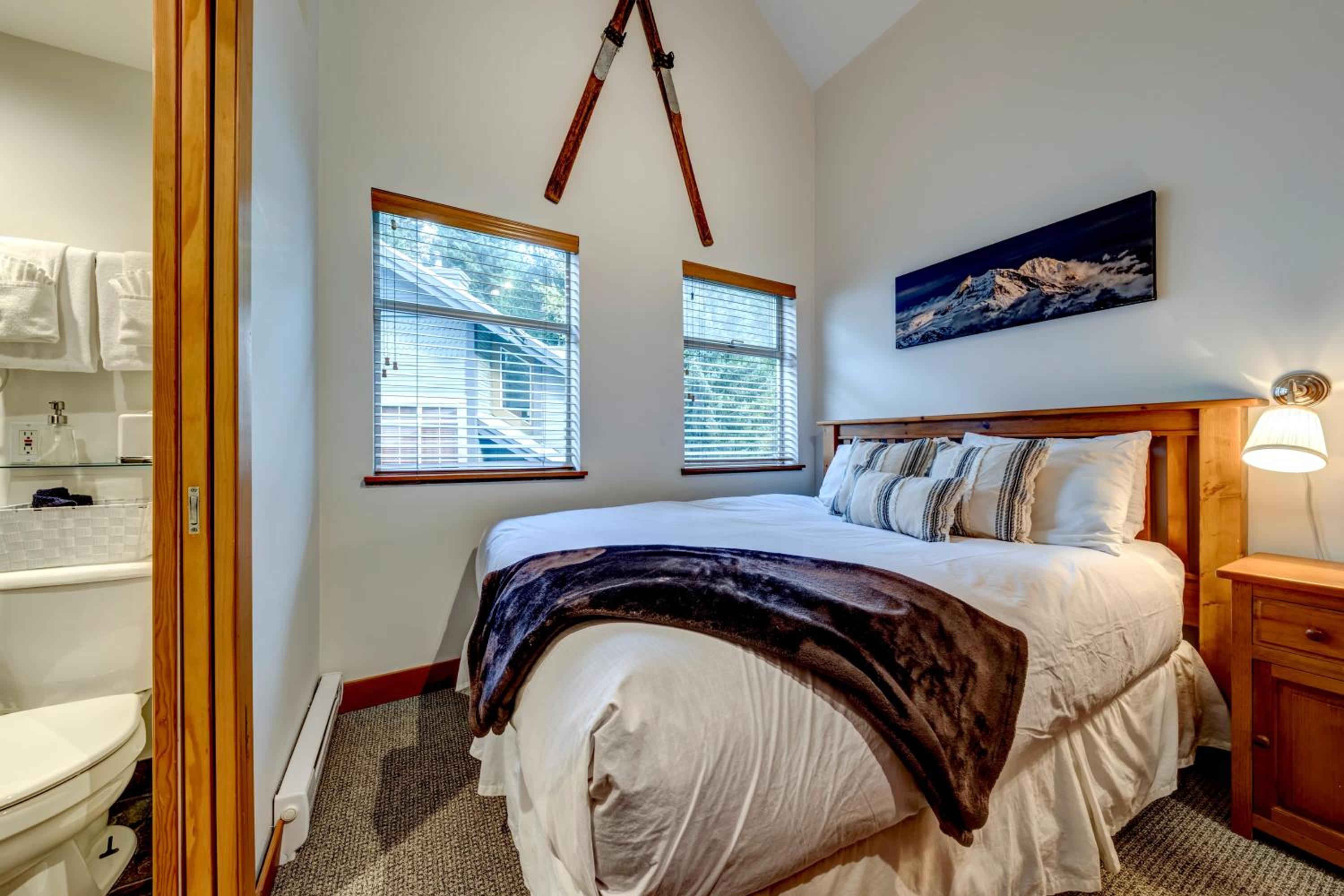 Snowy Creek 30 - Ski In Ski Out, Private Hot Tub, Short Walk to Whistler Village