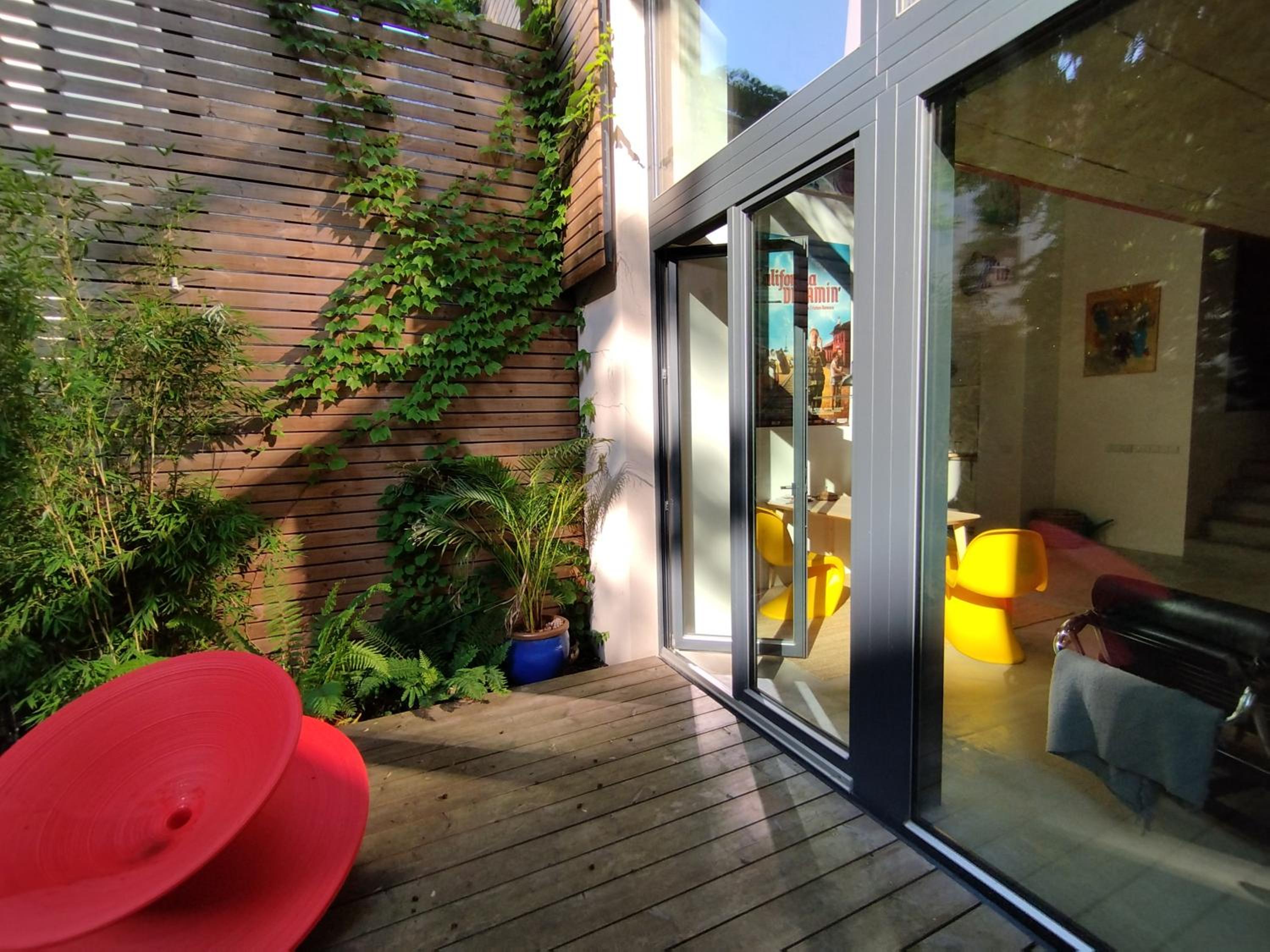 Romantic and atypical apartments in Prague's Montmartre