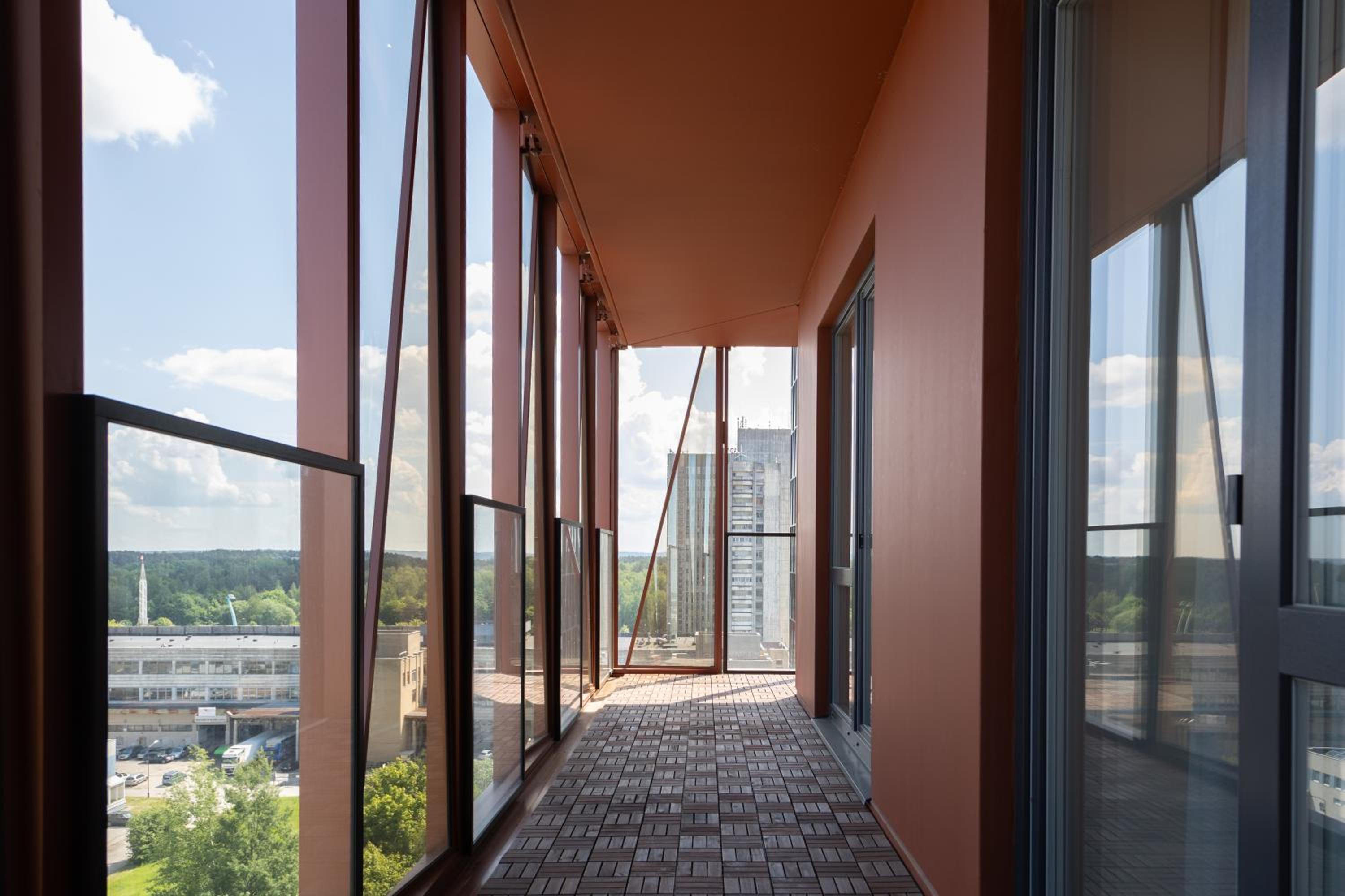 VIXI Skylum view 4