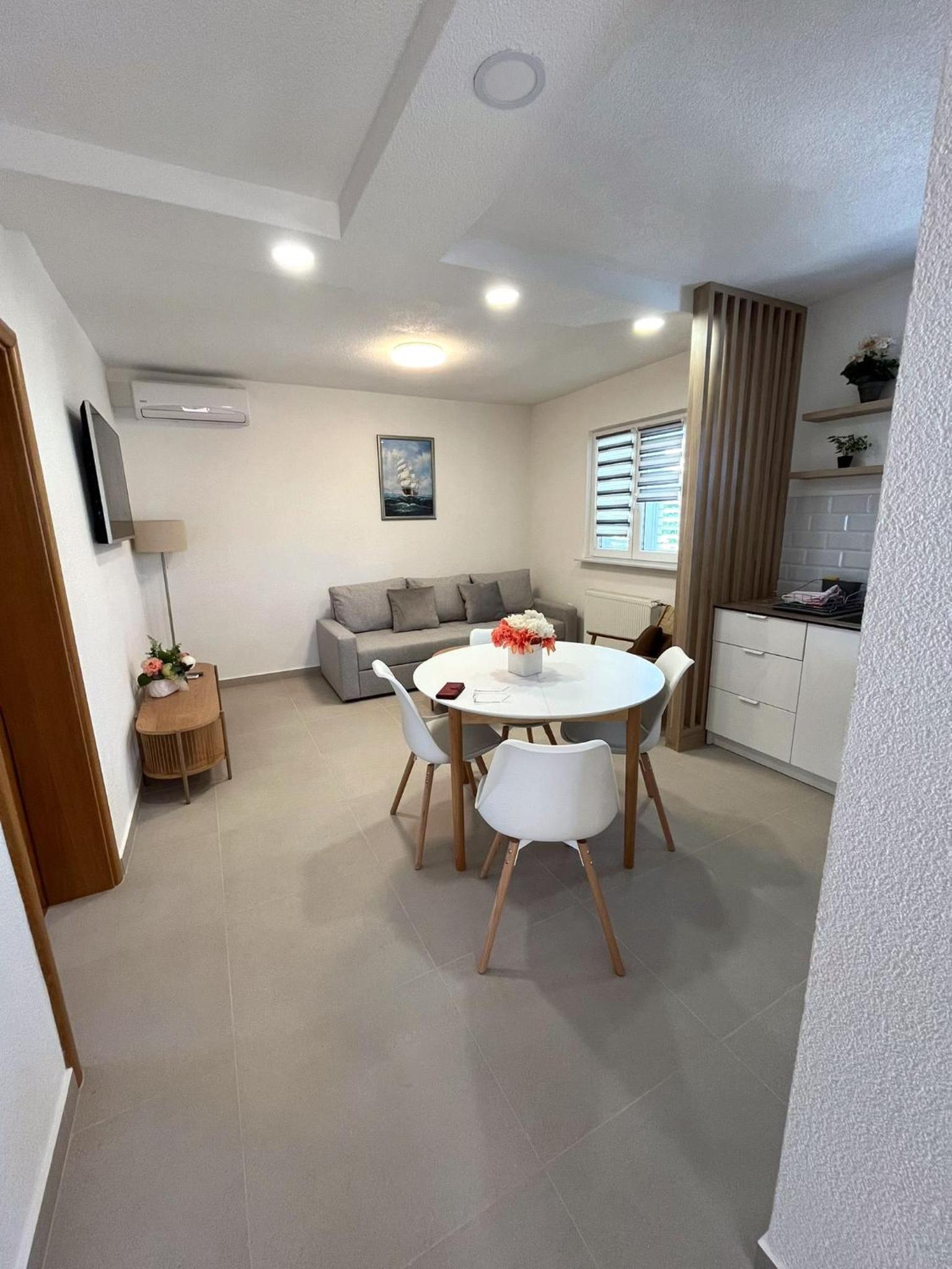 Apartments Jajcevic