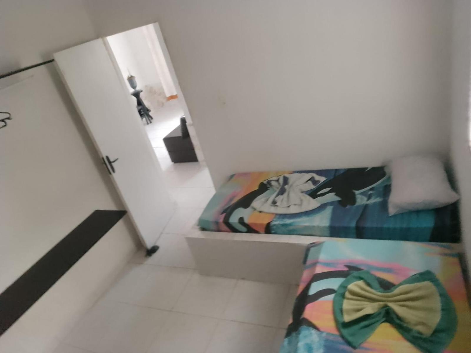 AP03-A 50 Metros da Praia Flats Mobiliados para 4 pessoas