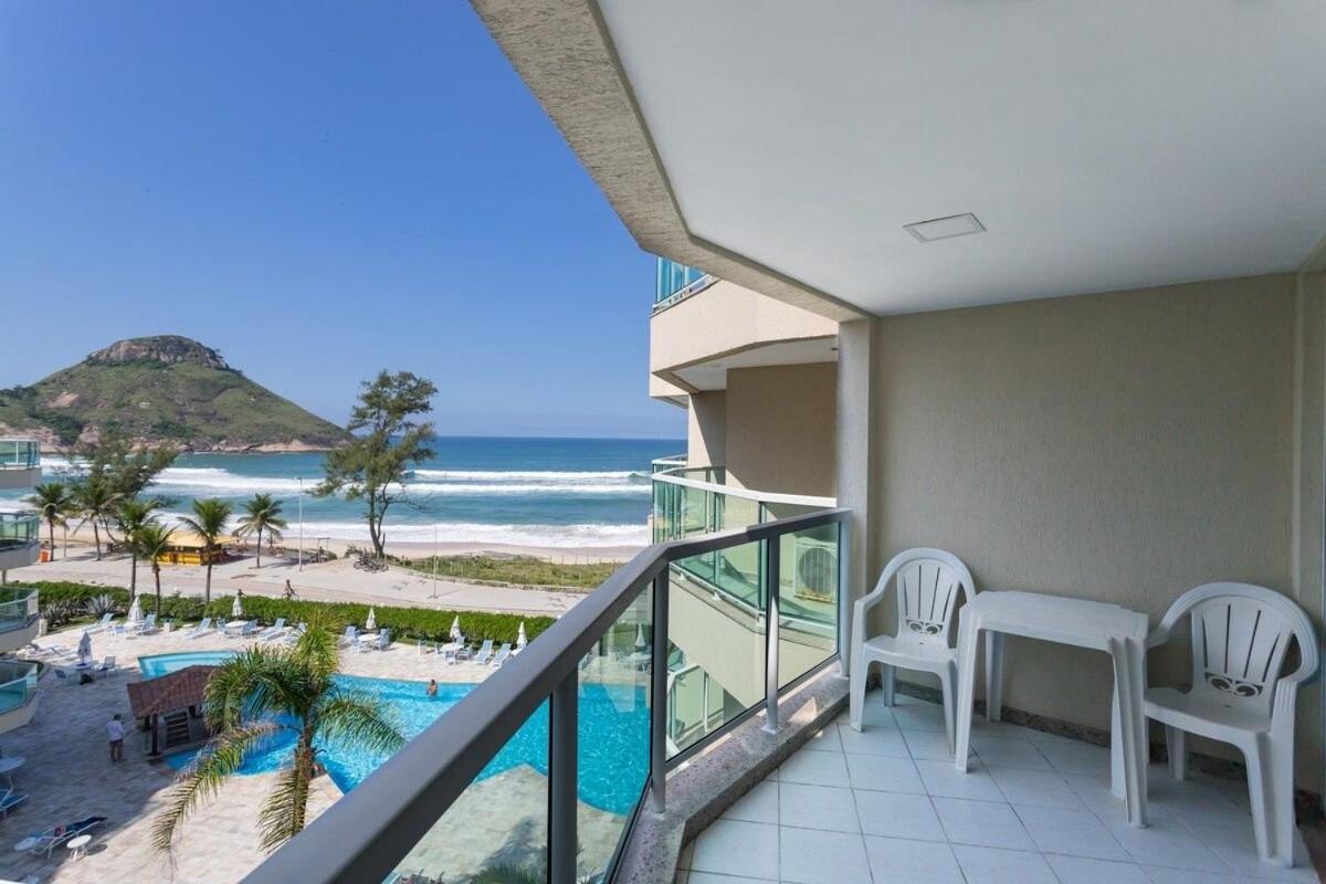 Apart hotel a Beira Mar na praia do Recreio