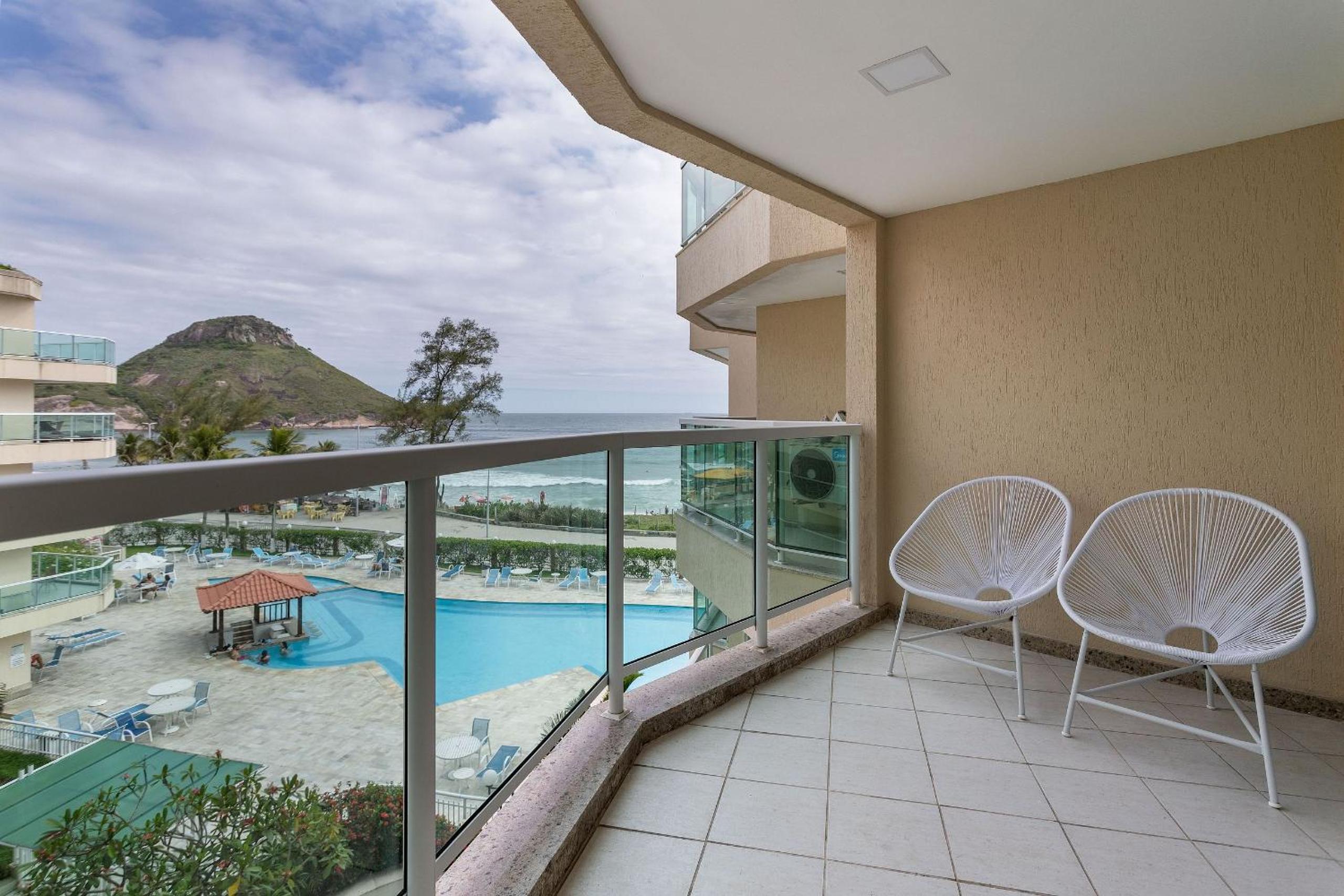 Apart hotel a Beira Mar na praia do Recreio