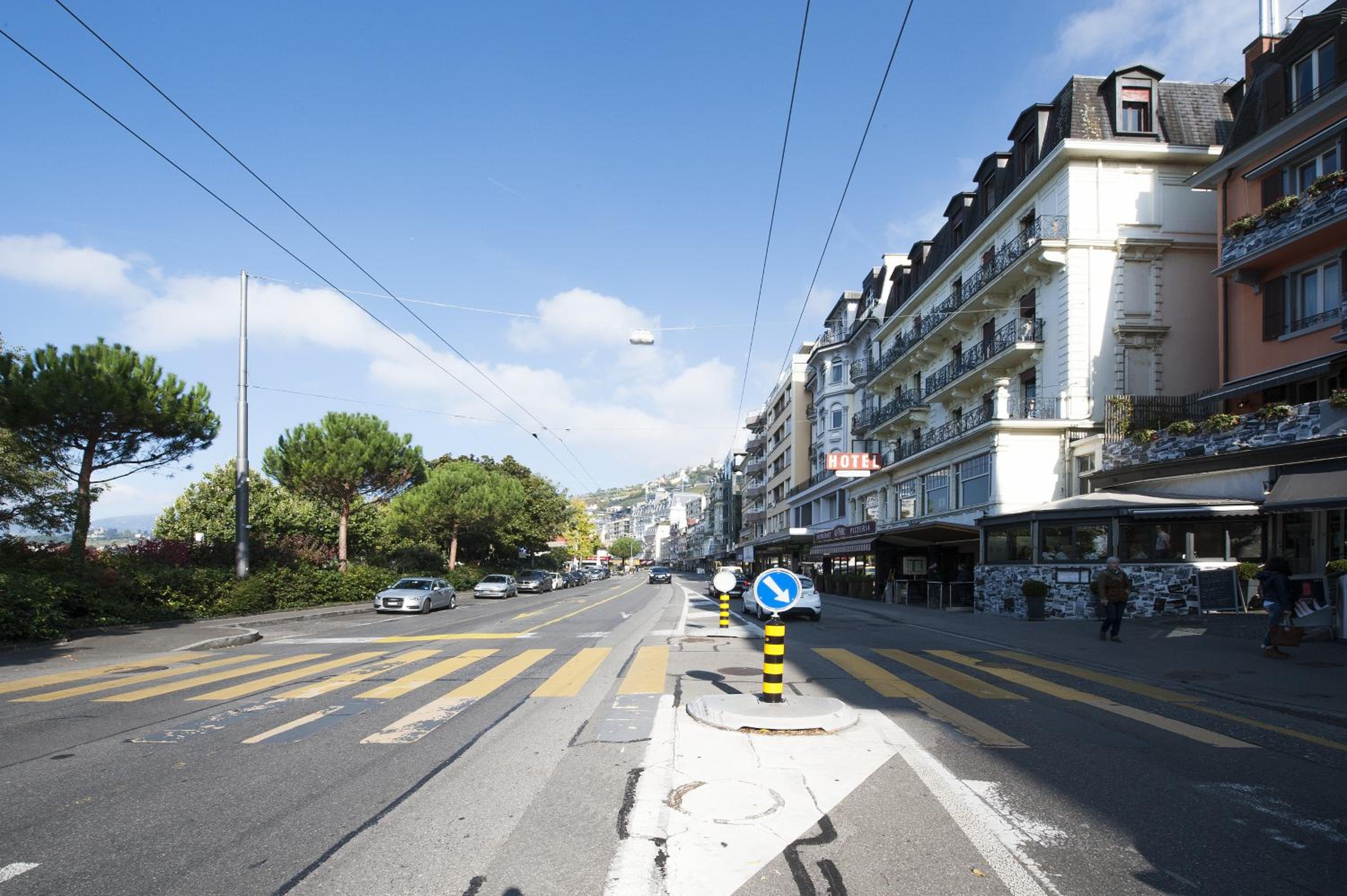 Montreux Vacations - Hotel Parc  Lac - Property Image 1