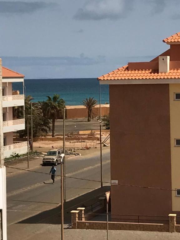 Blue Eagle Guesthouse - Casa de hospedes