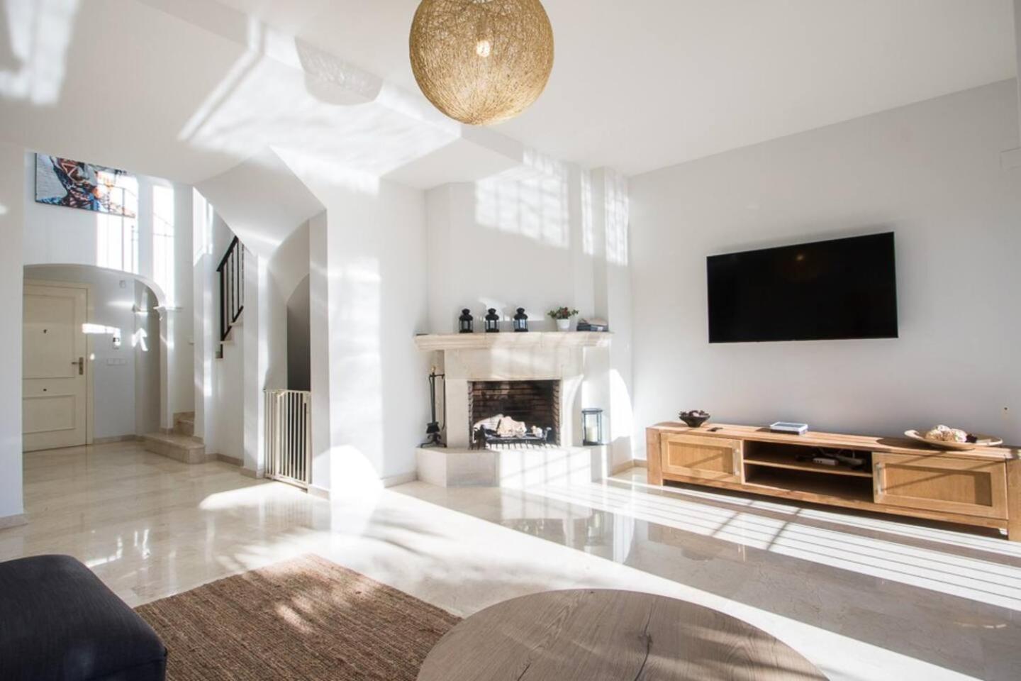 Asia Gardens Villa with private pool in Benidorm