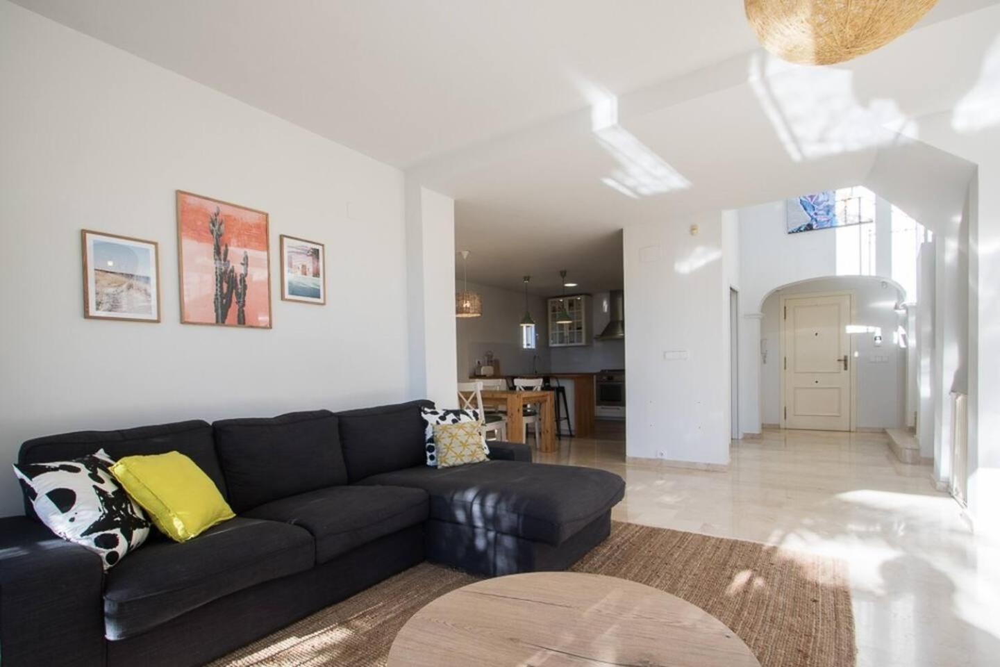 Asia Gardens Villa with private pool in Benidorm