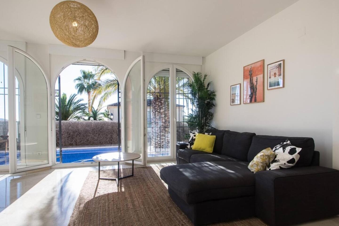 Asia Gardens Villa with private pool in Benidorm