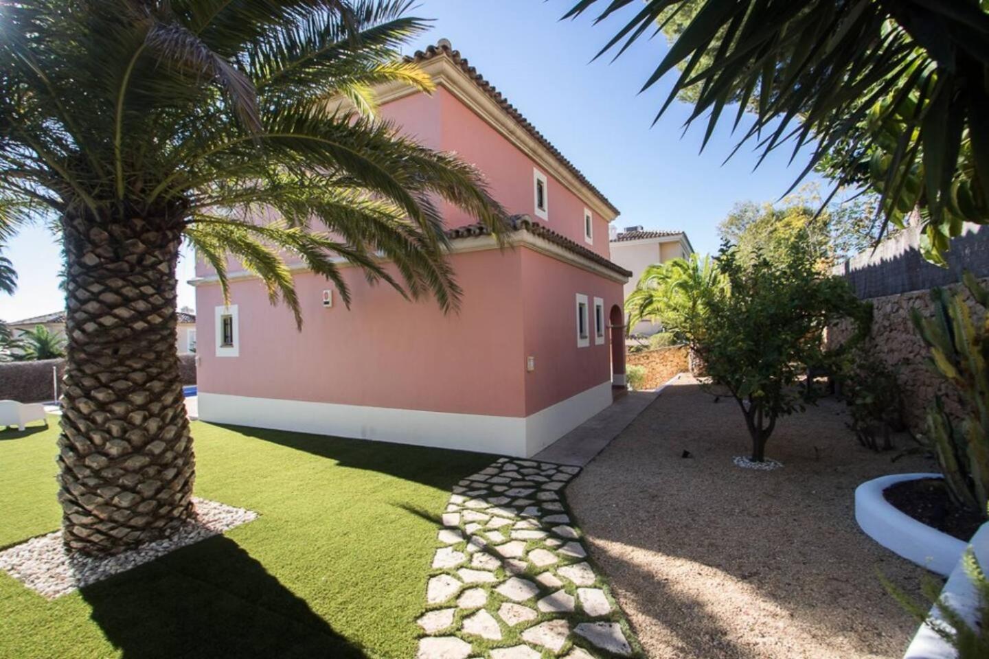 Asia Gardens Villa with private pool in Benidorm