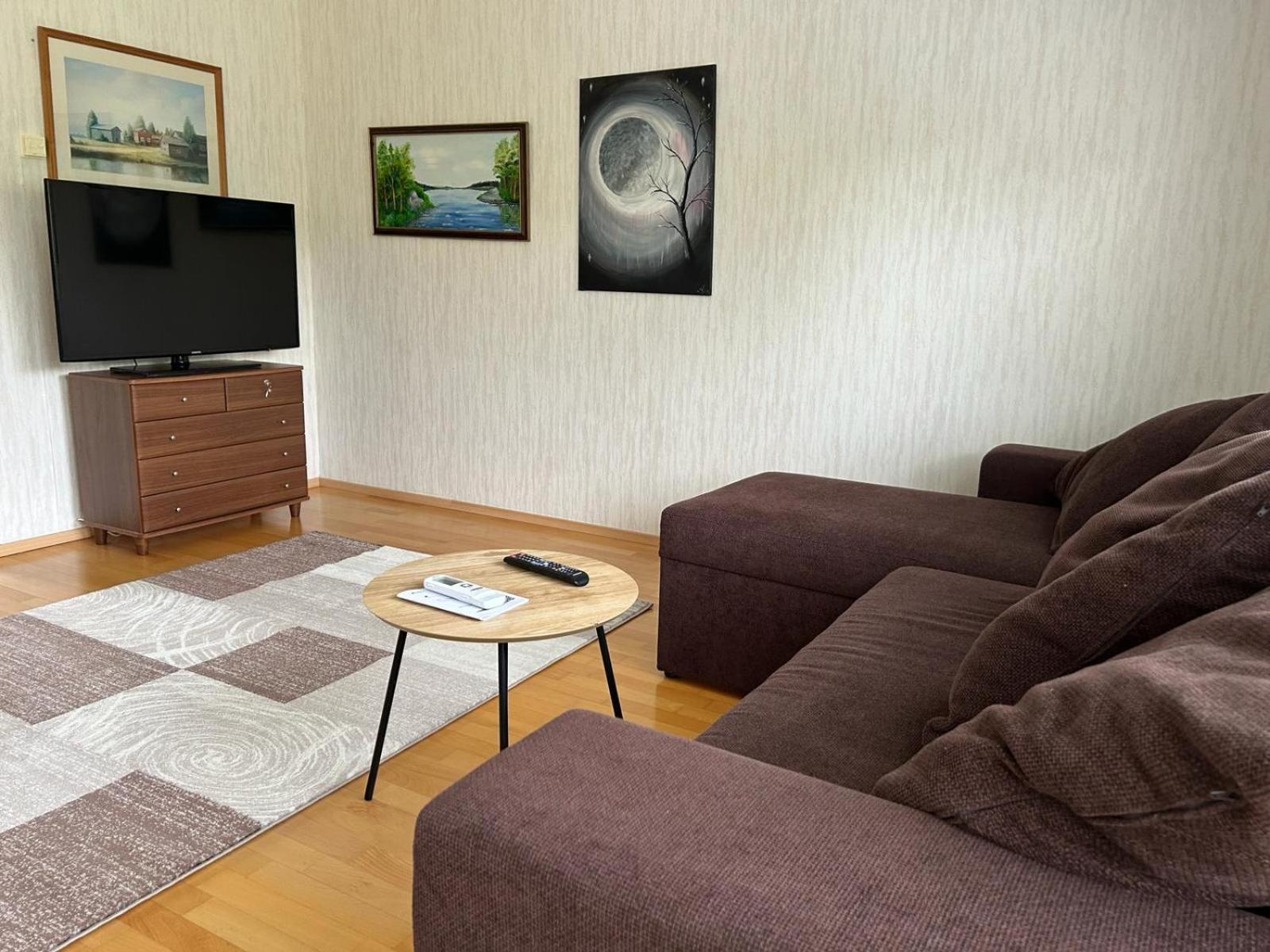 Rivitalokaksio 52m2 Sauna, Autokatospaikka, Pyykinpesukone, Ilmastointi