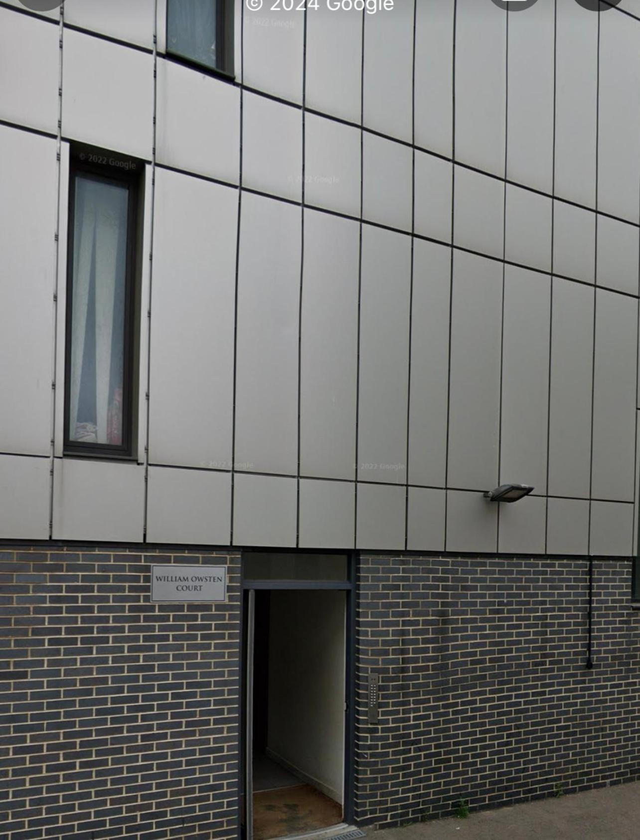 Spacious 2bedroom apartment in London city airport