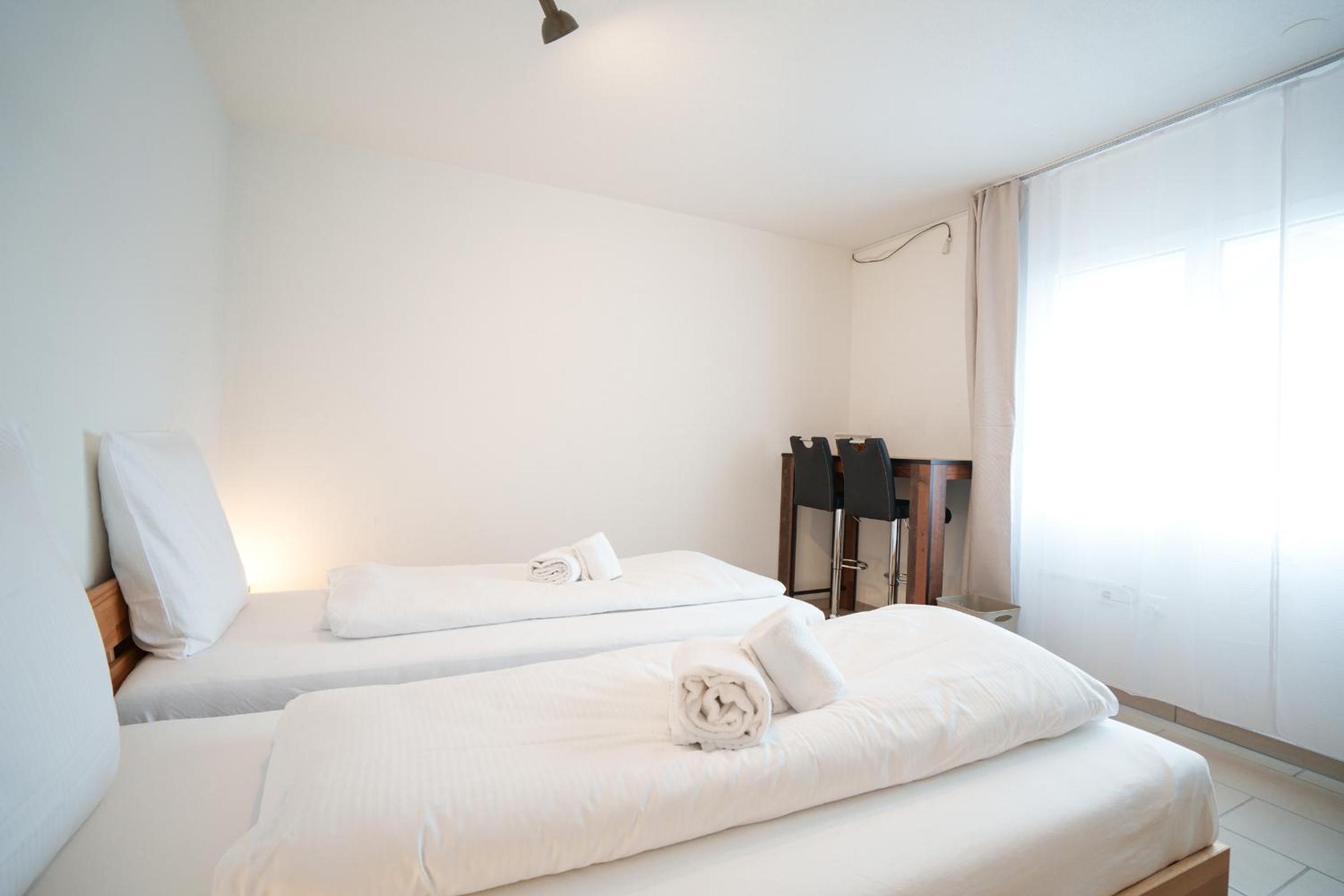Haus Gmür Privatzimmer Obergeschoss - mit Gemeinschaftsbereichen