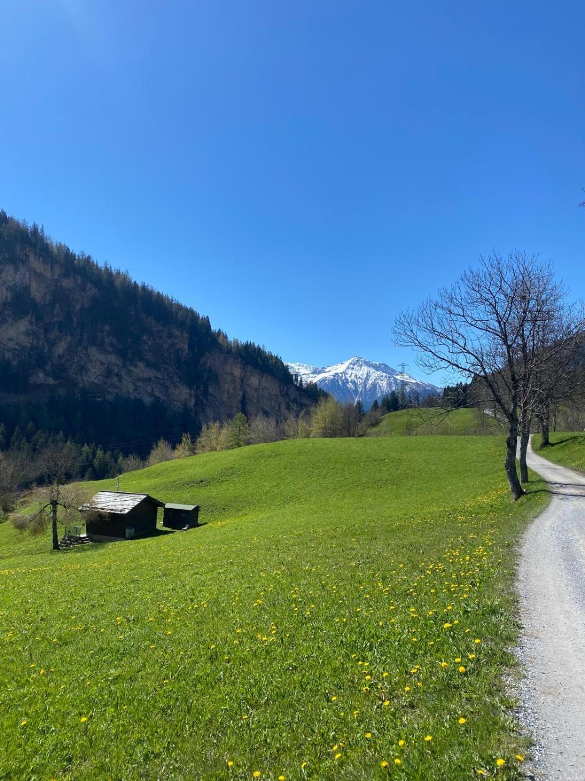 Appartement moderne et spacieux avec 2 belles terrasses vu sur montagne