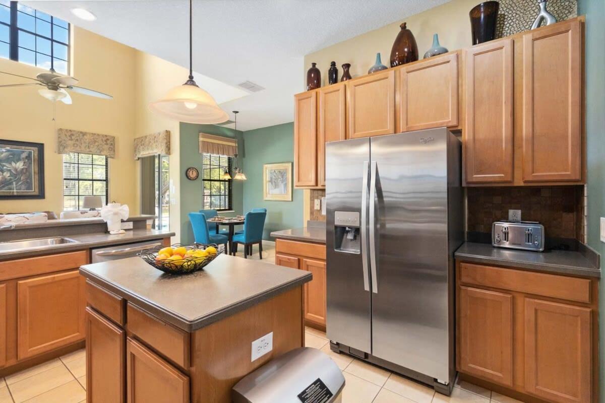 Luxurious 5BR Villa Your Disney Getaway