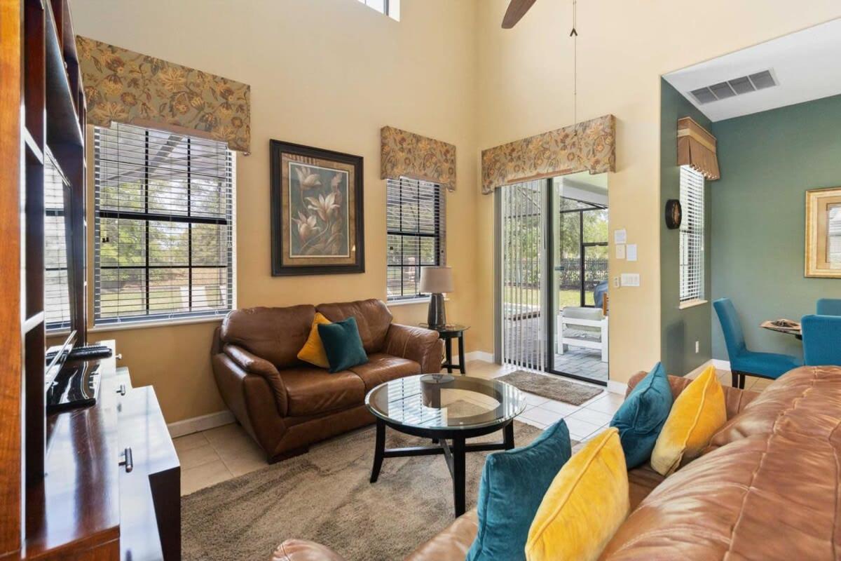 Luxurious 5BR Villa Your Disney Getaway