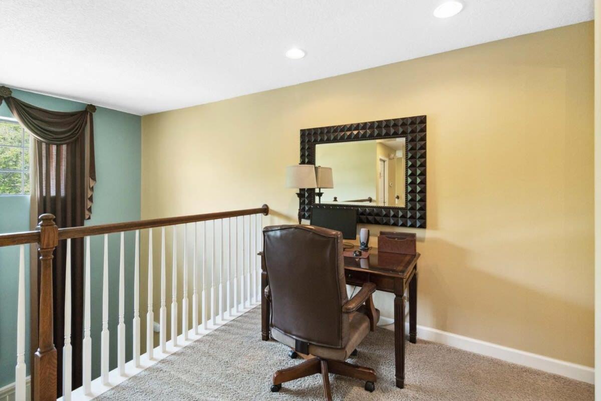Luxurious 5BR Villa Your Disney Getaway