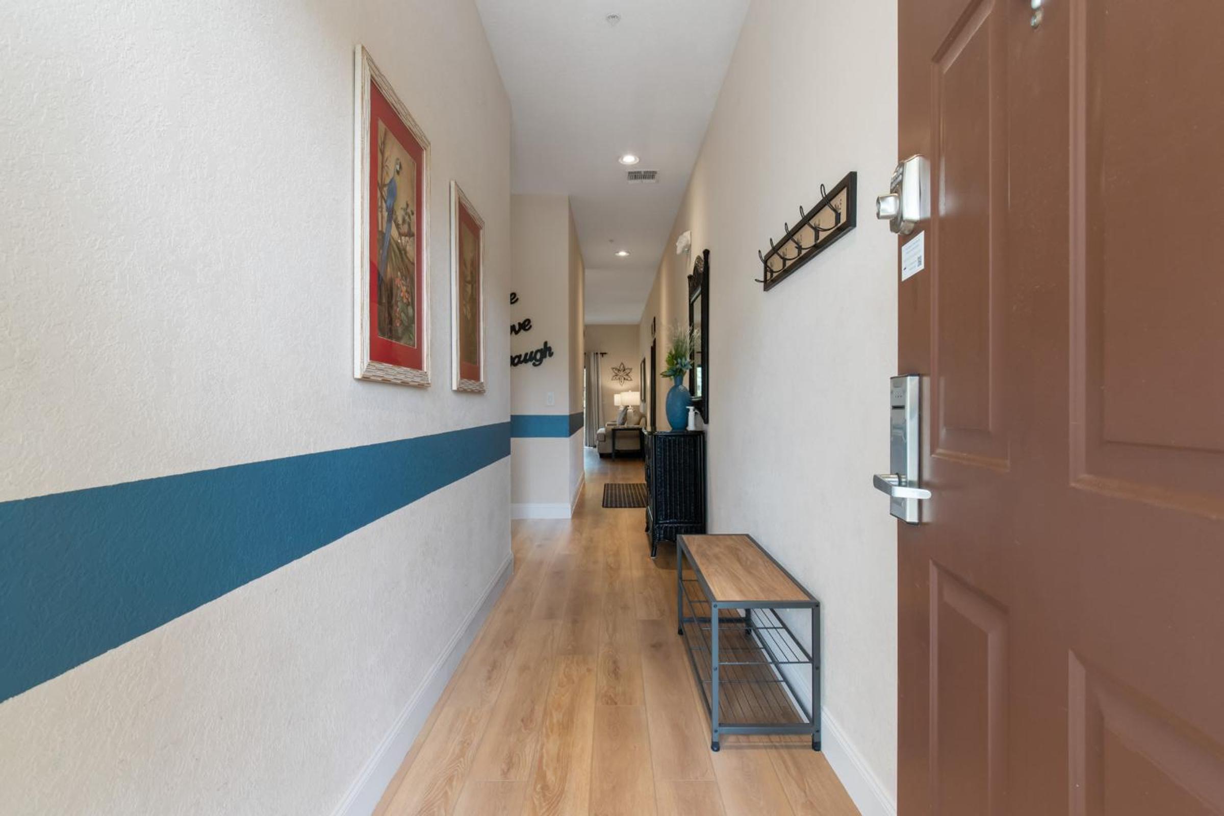 Newly renovated beautiful second floor condo in Bahama Bay view 3