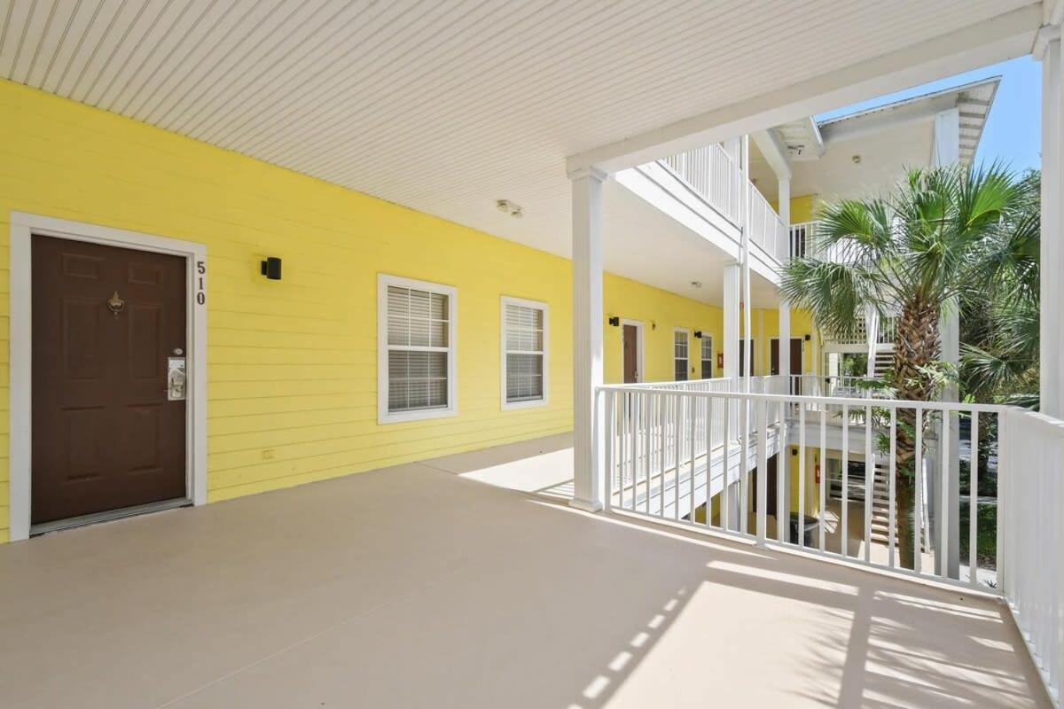 Bahama Bay 3BR second floor condo close to attractions view 4