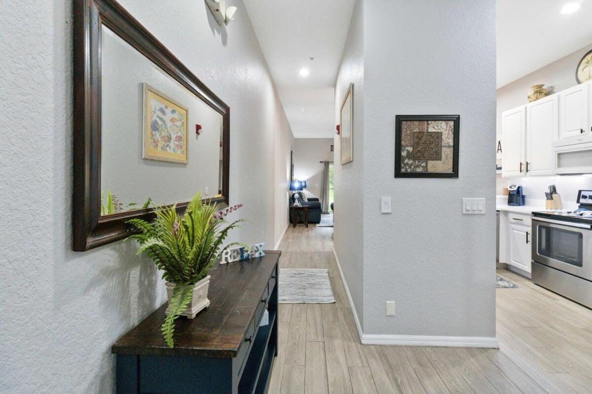Bahama Bay- Condo 3 bedrooms first floor