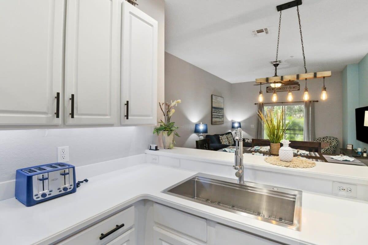 Bahama Bay- Condo 3 bedrooms first floor