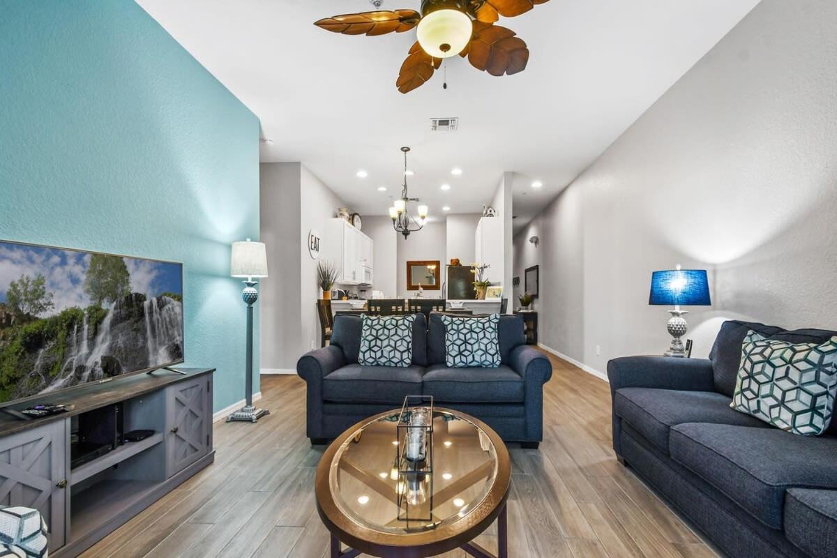 Bahama Bay- Condo 3 bedrooms first floor