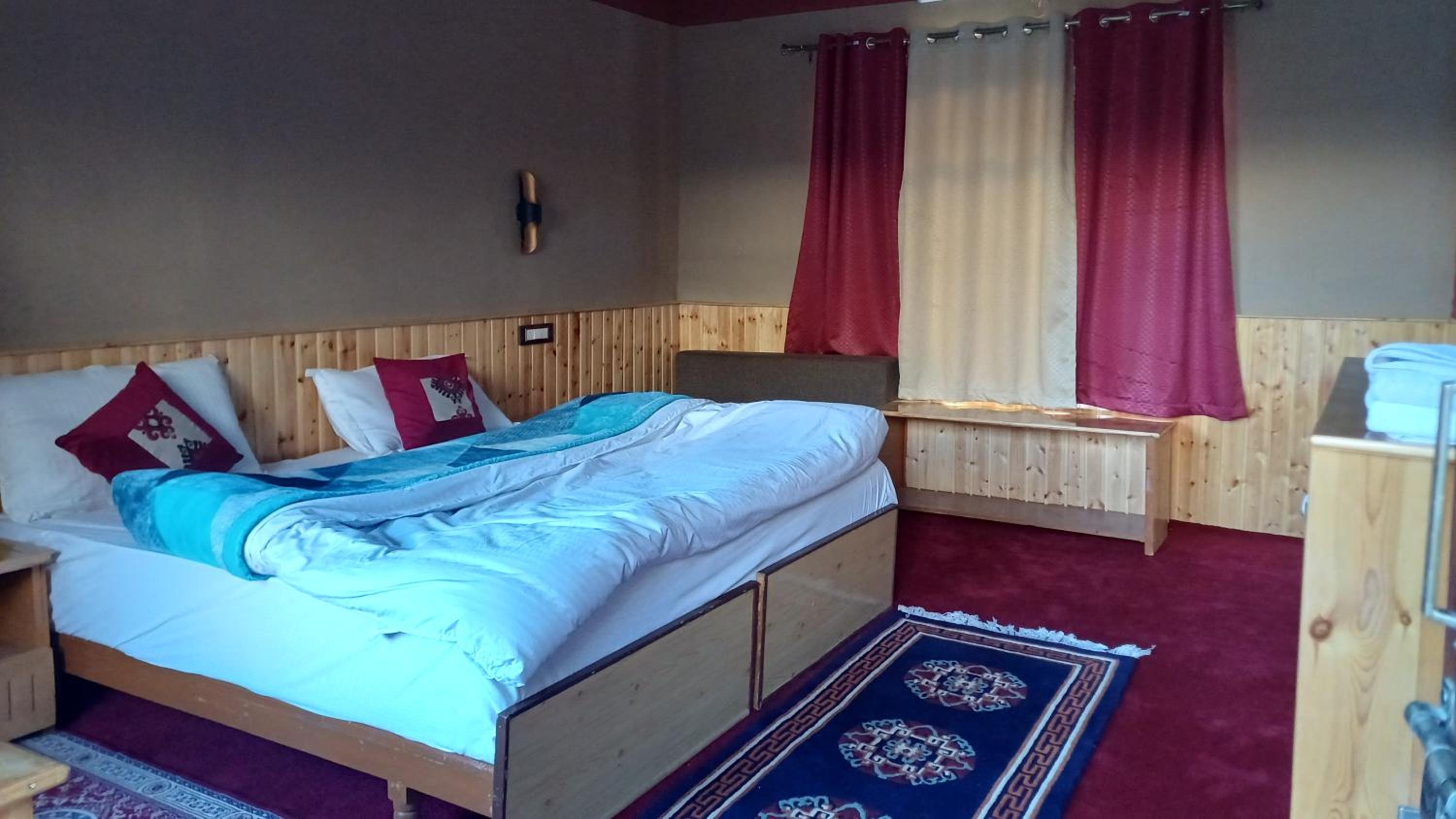 Photo 9