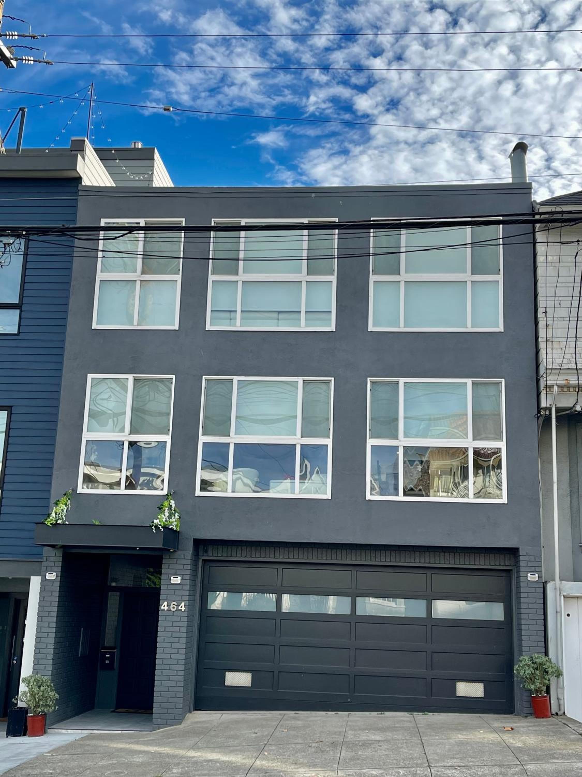 Luxury House near China and Ocean Beach