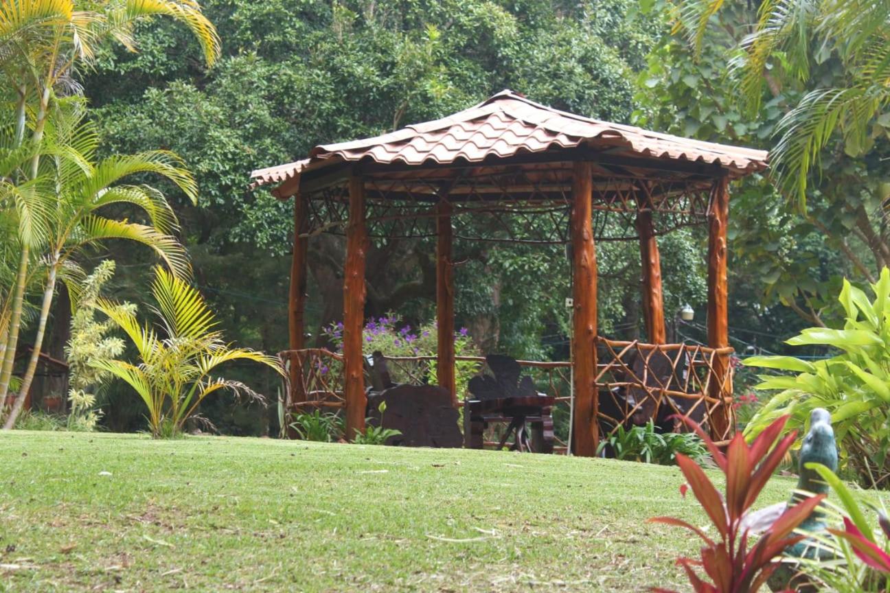 Cabañas Lunas del Poás
