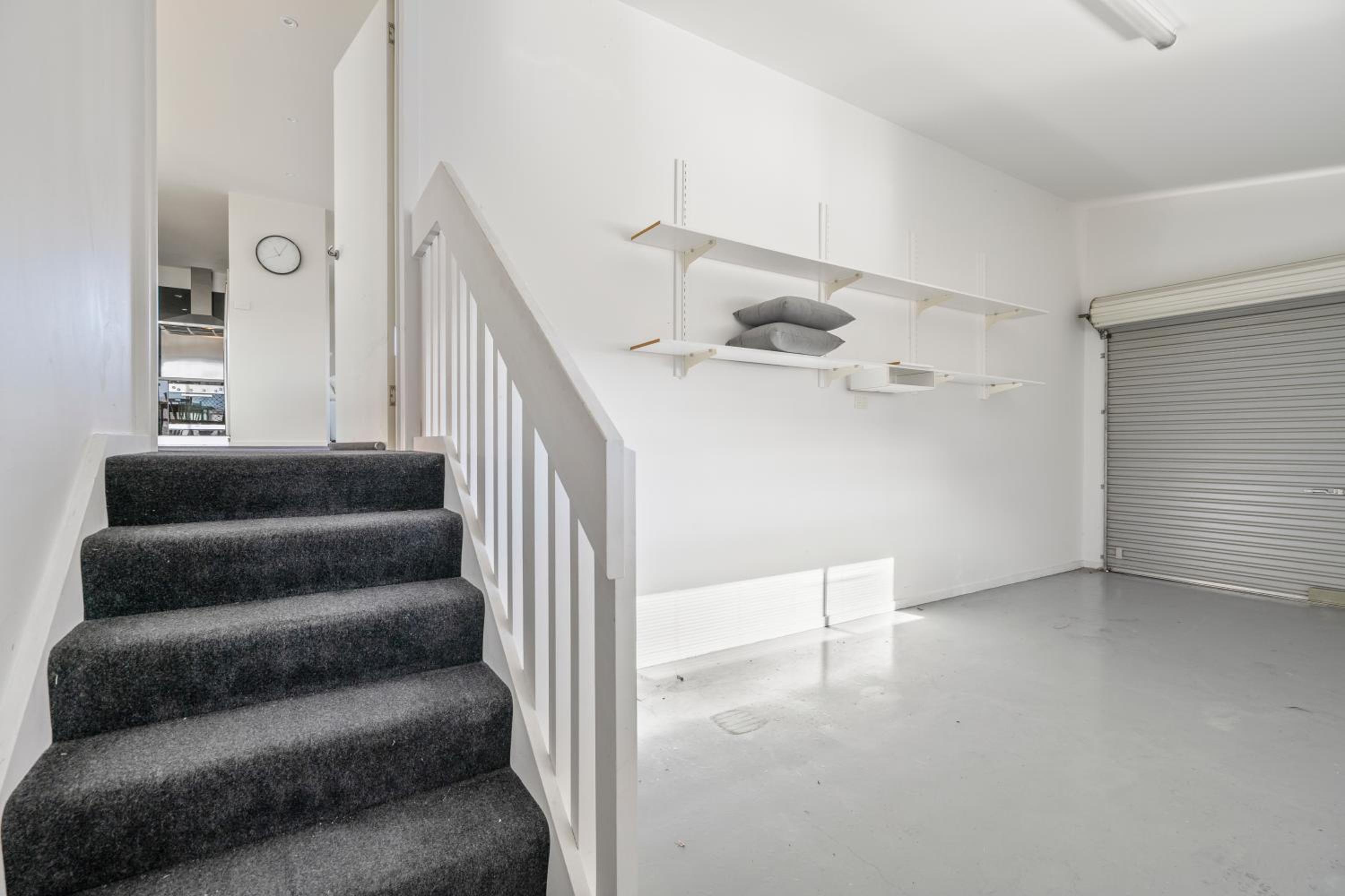 Tranquil Tranmere - City Views - Free Parking - Free Wifi