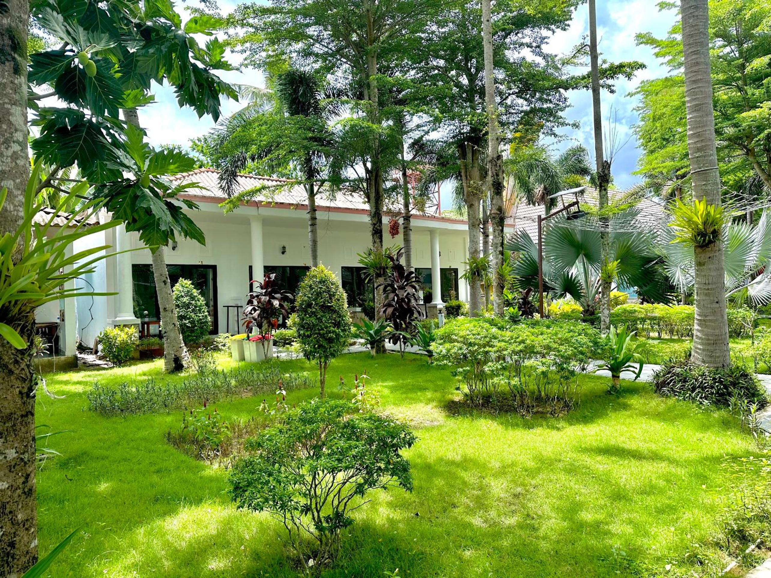 Orange Resort