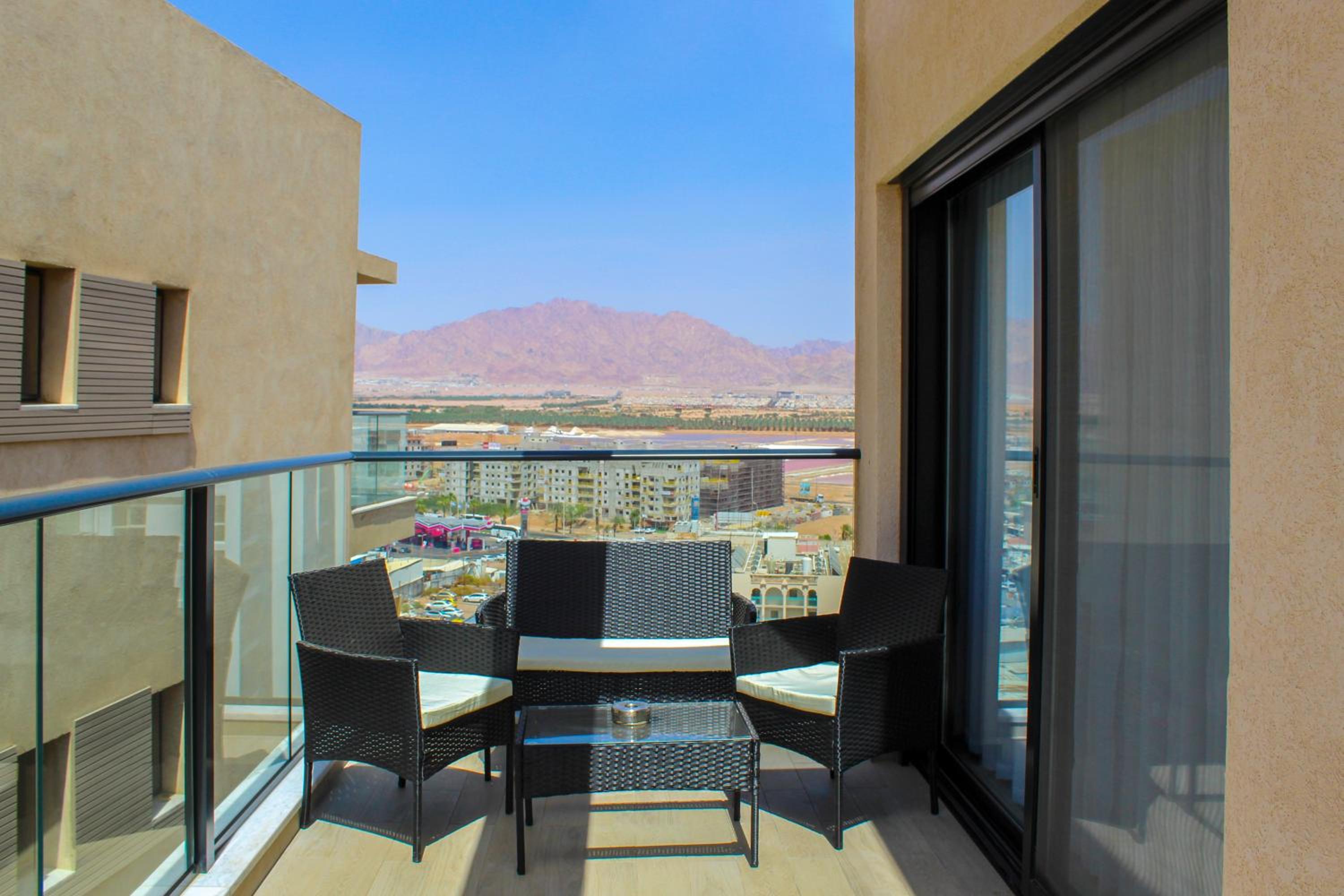 Luxury Suite Apartment #69 By Hashdera Eilat view 4
