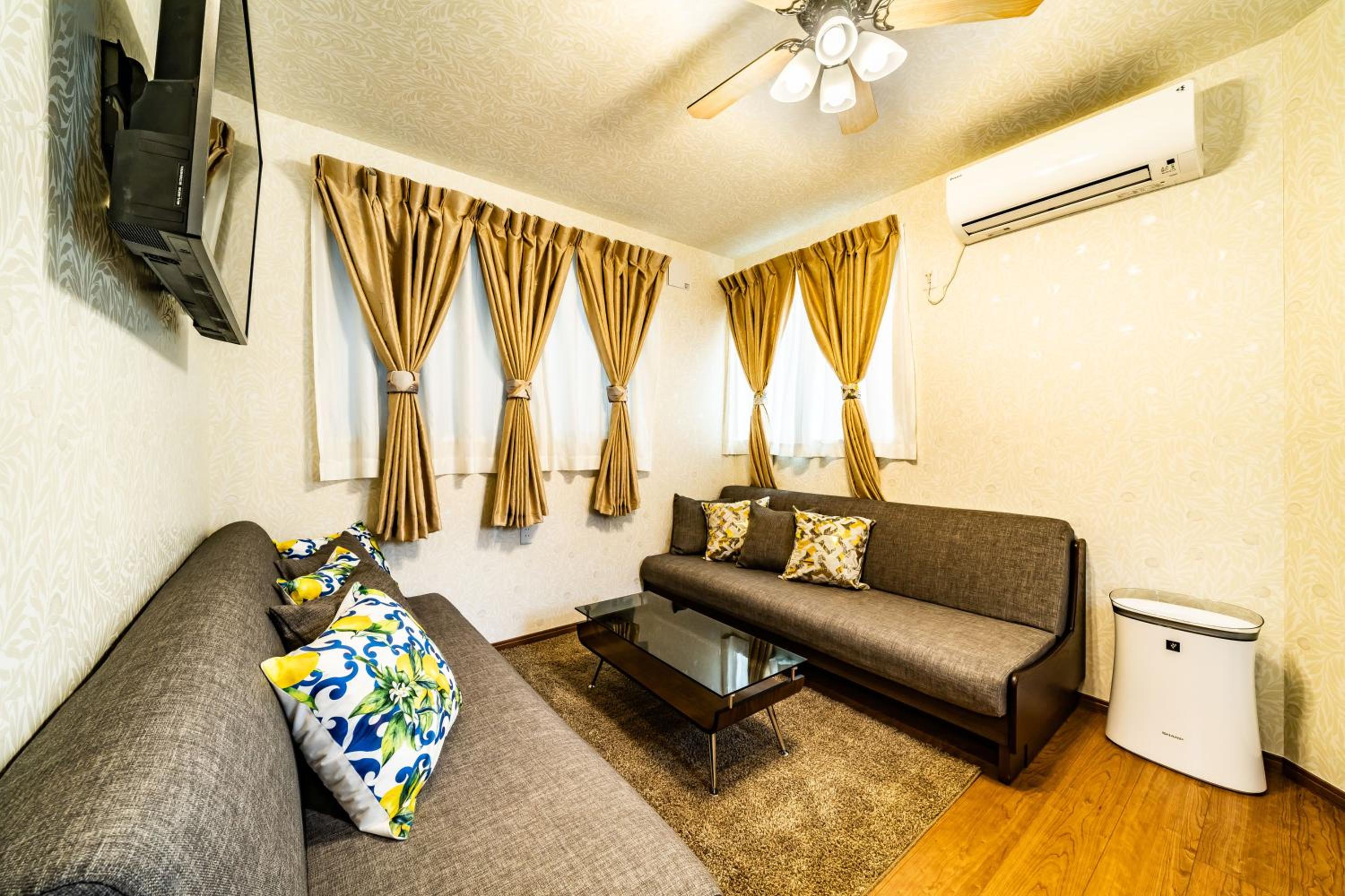 53, Yahiro 5, private house rental