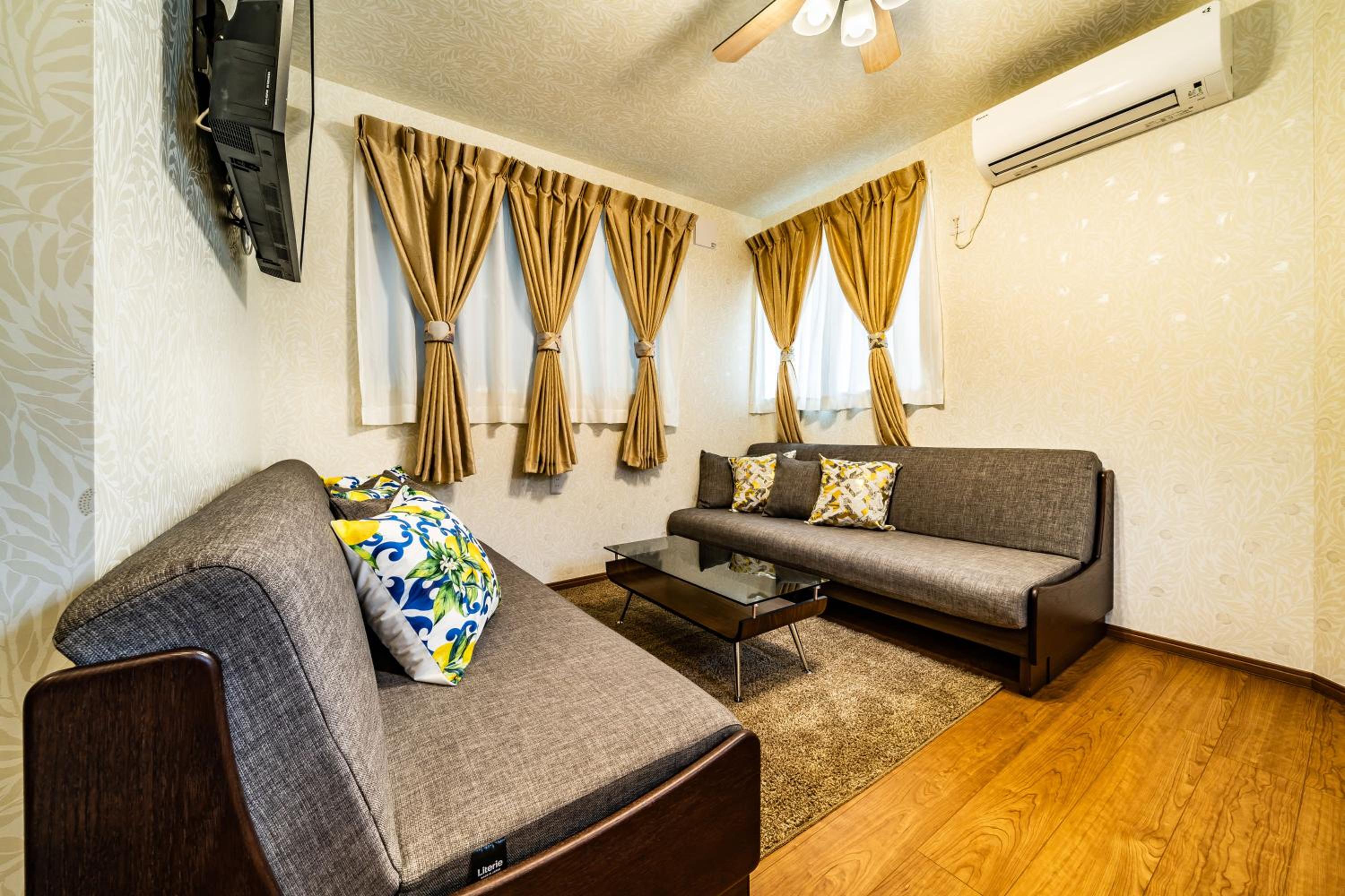 53, Yahiro 5, private house rental