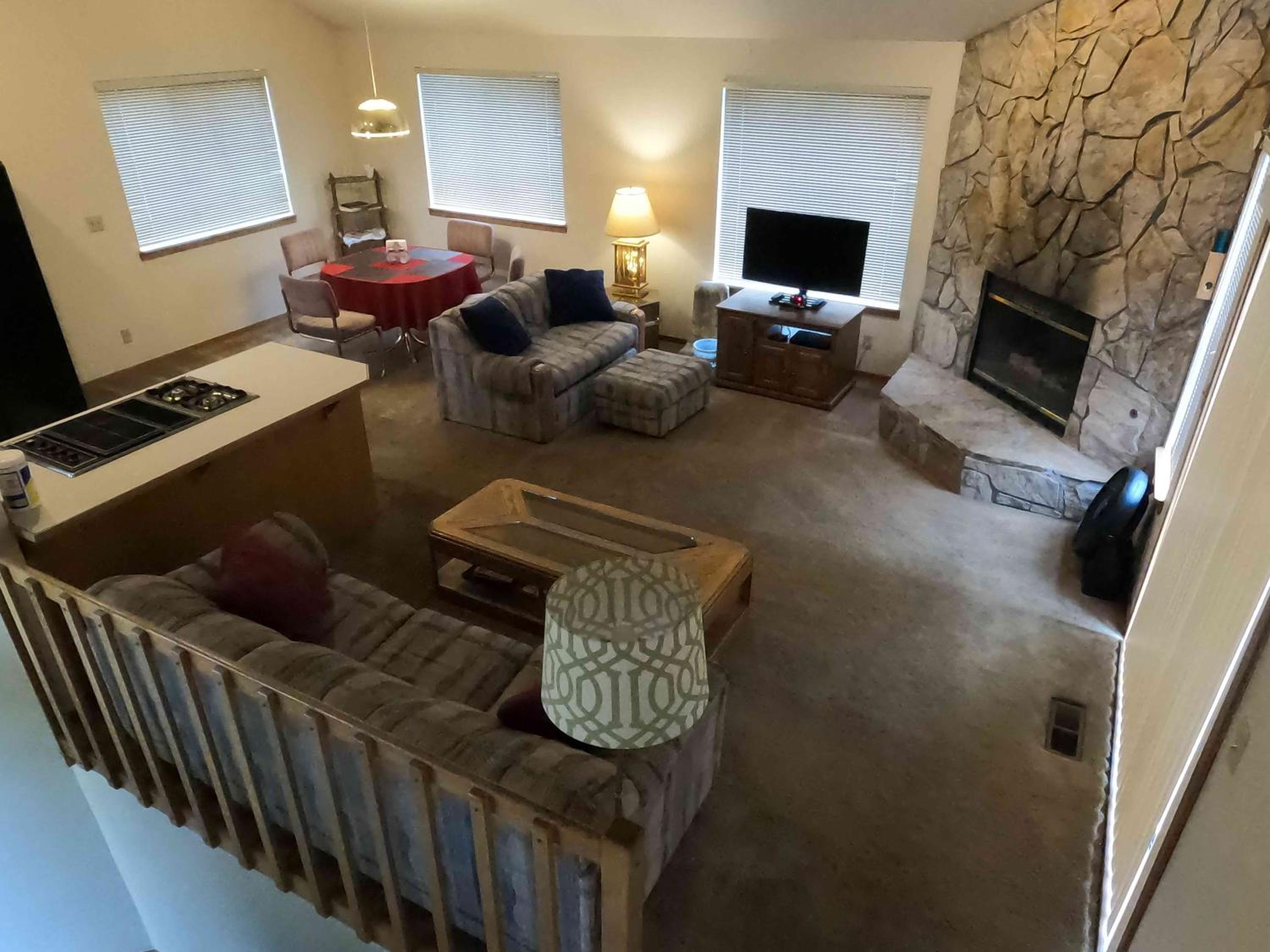 #1 Fairway Village LN view 4