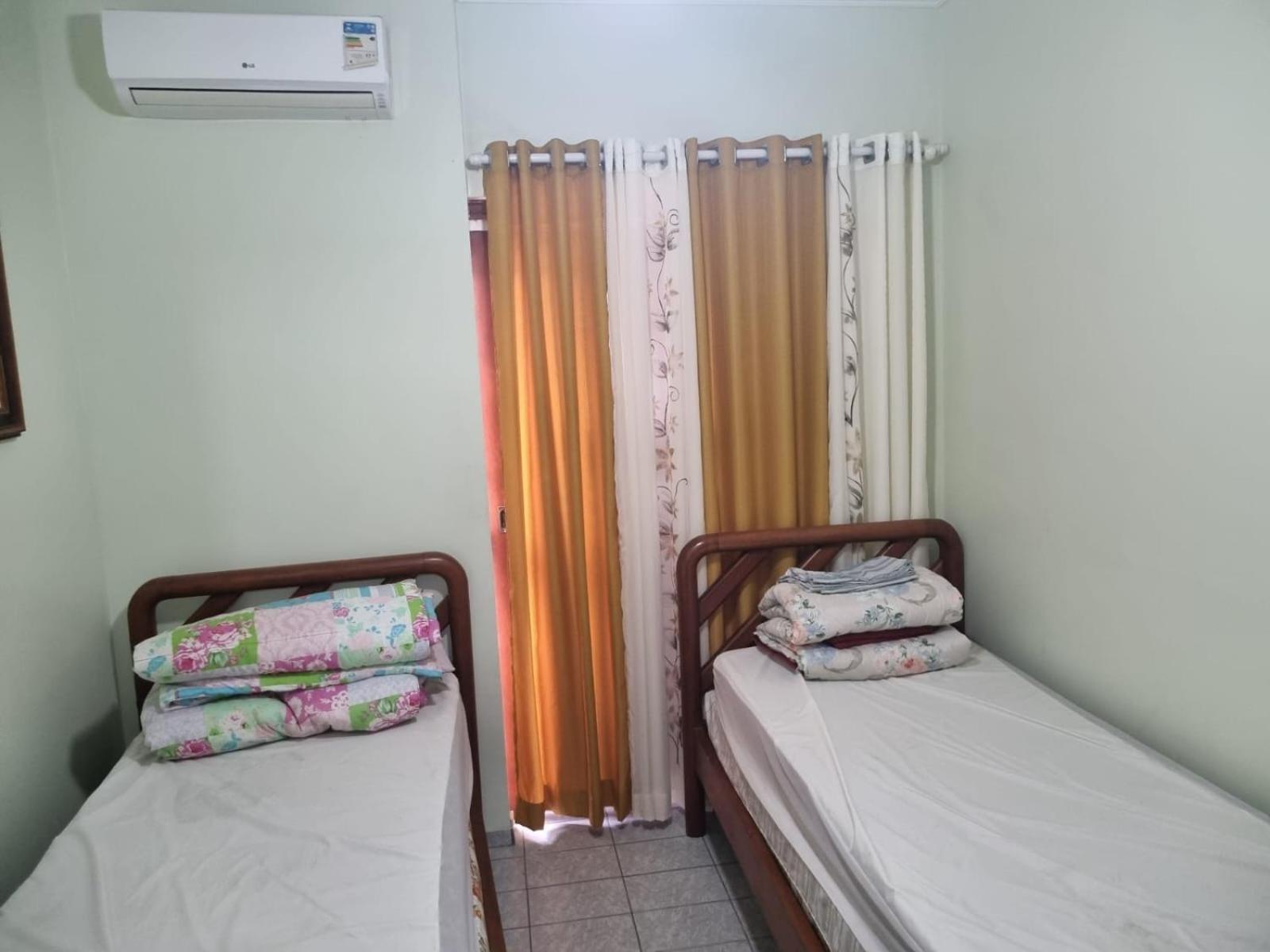 Apartamento Triplex na Praia de Itaguá