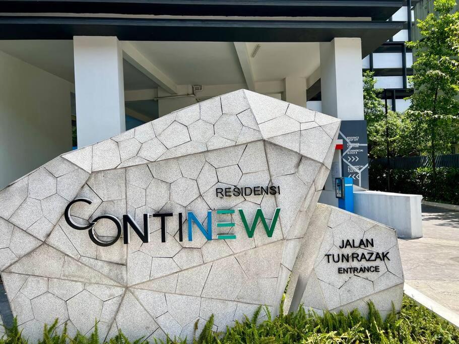 ContiNeW Pudu nr Ikea Cheras 2Br-6pax-1park-Wi-fi