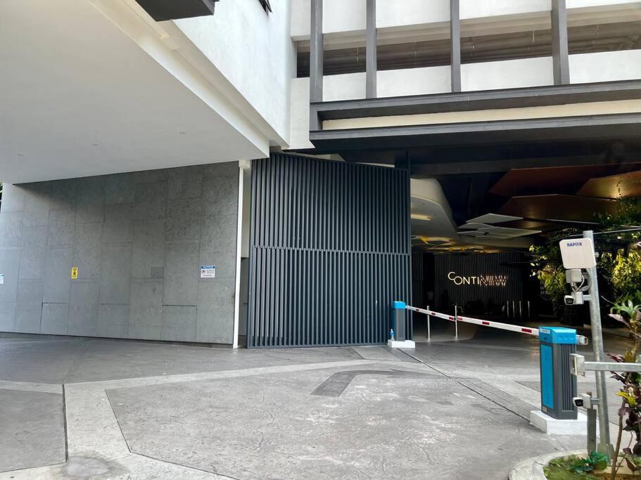 ContiNeW Pudu nr Ikea Cheras 2Br-6pax-1park-Wi-fi