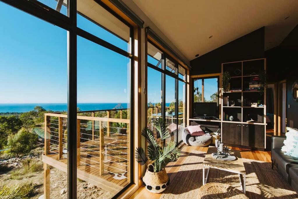 Black Wattle Coastal Retreat