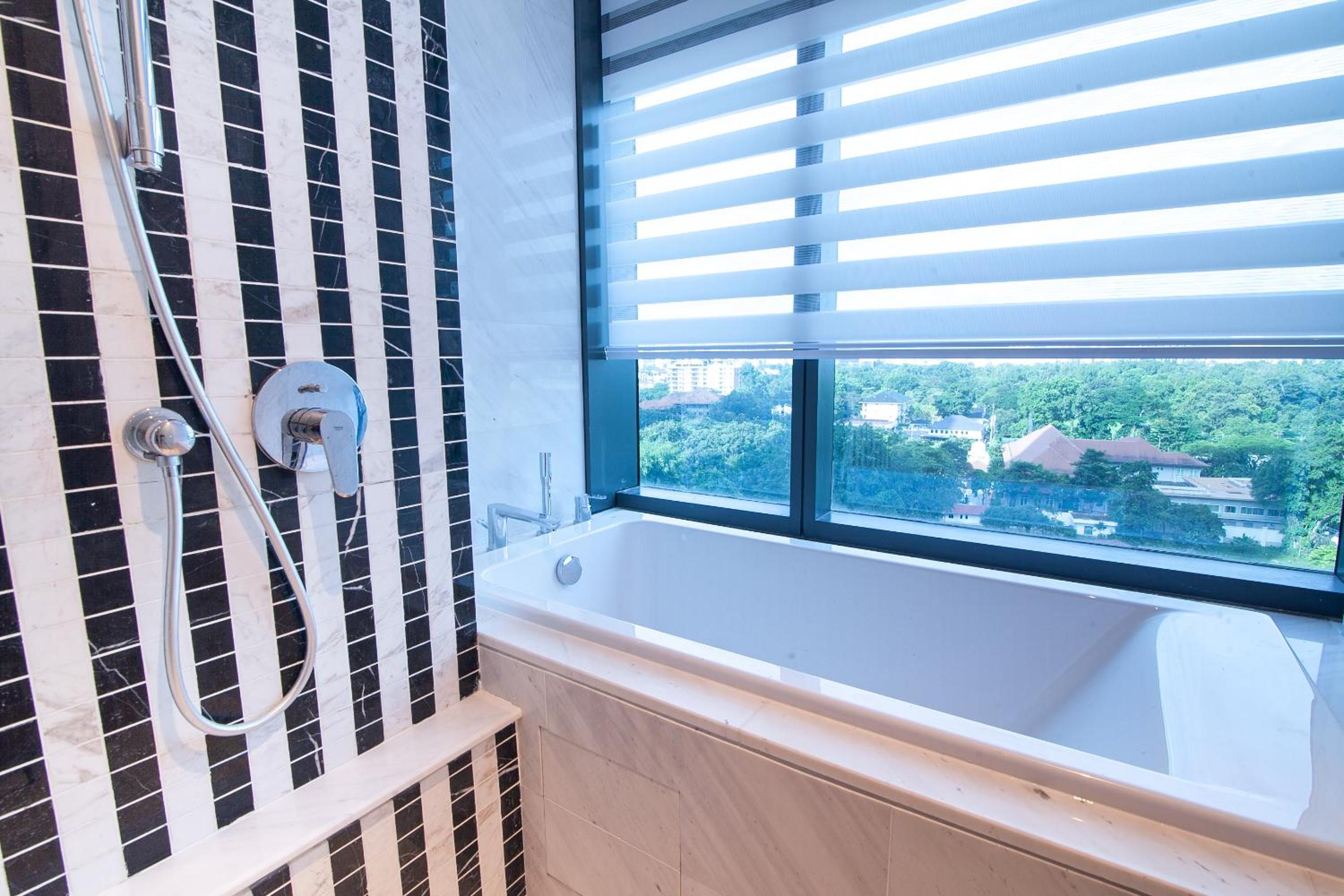 Eaton Residences KLCC by Plush photo 5