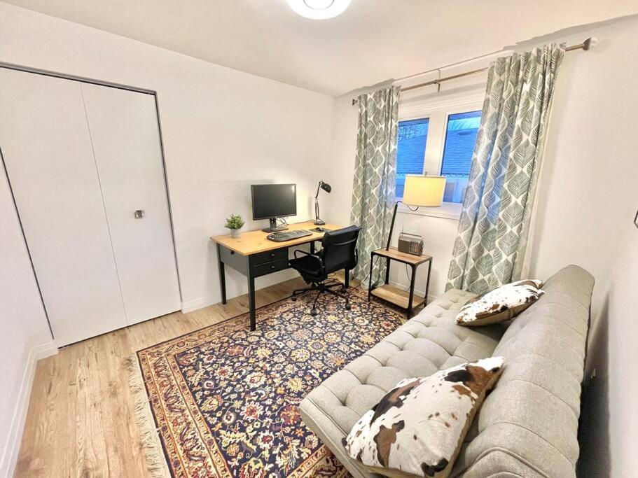 3 Bdr Bungalow in Burlington