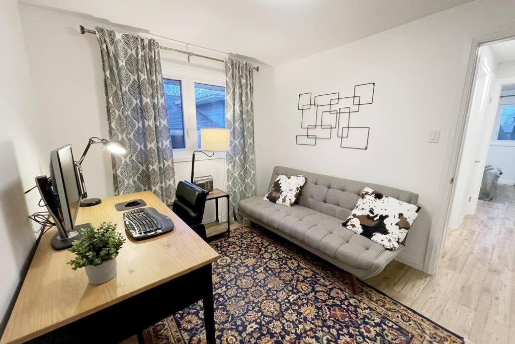 3 Bdr Bungalow in Burlington