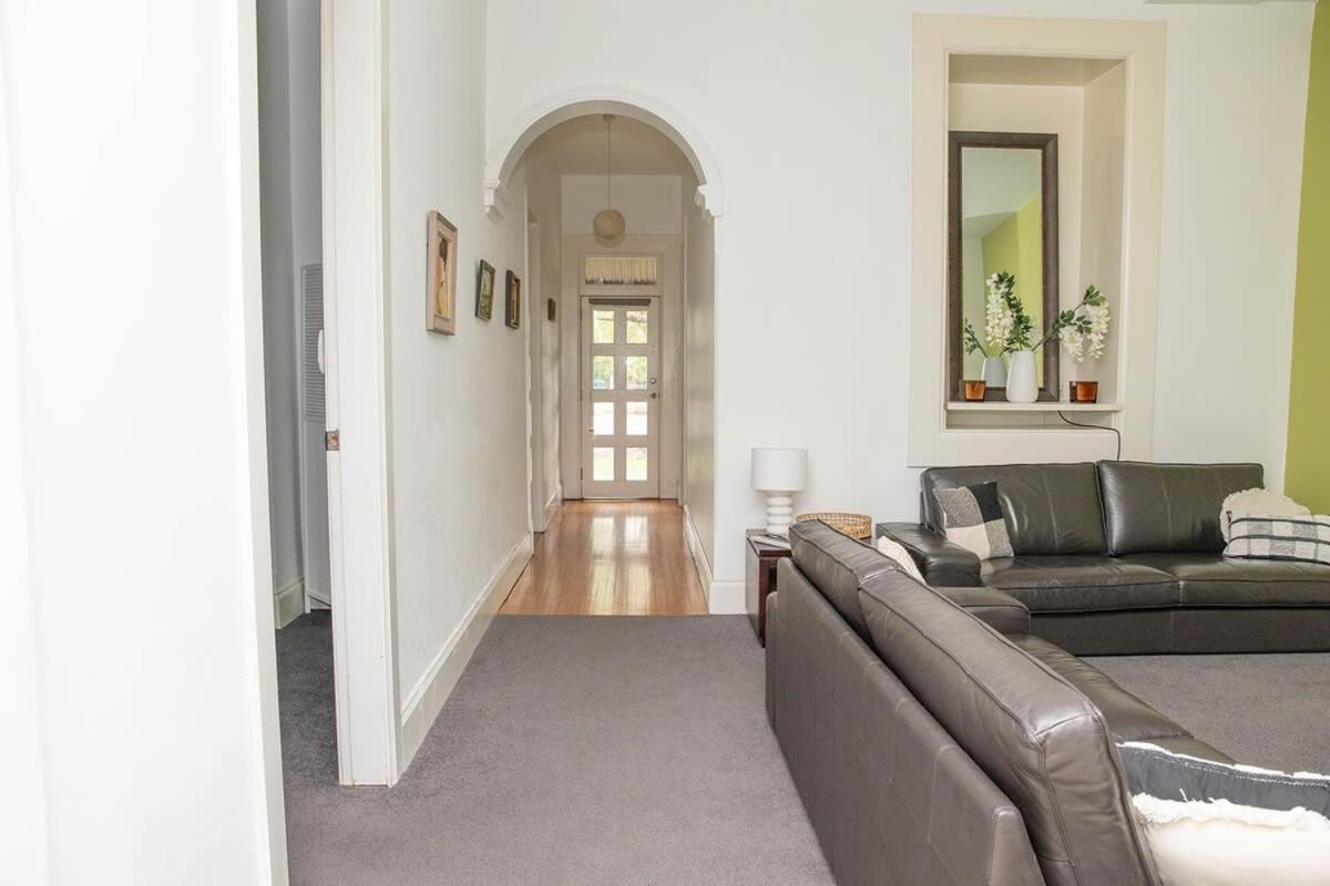 Edward Cottage - Trendy East Orange, Close to CBD
