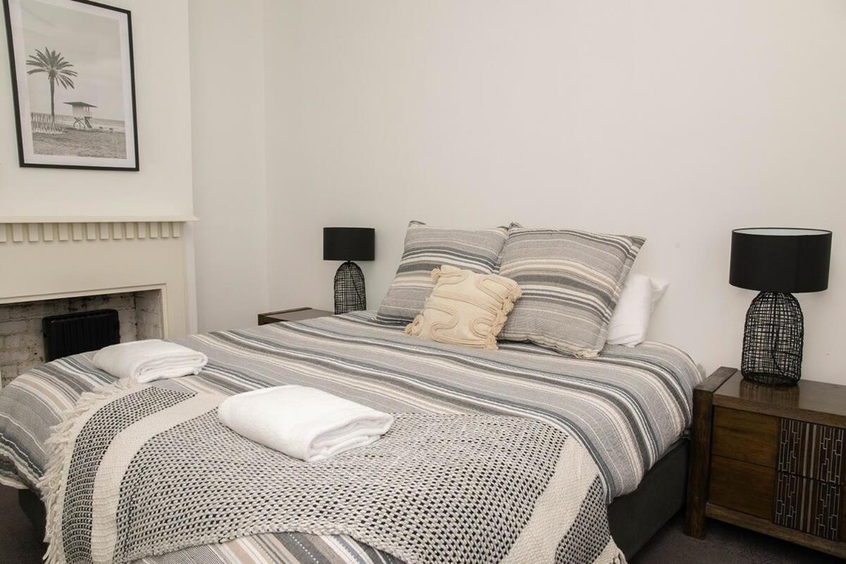 Edward Cottage - Trendy East Orange, Close to CBD